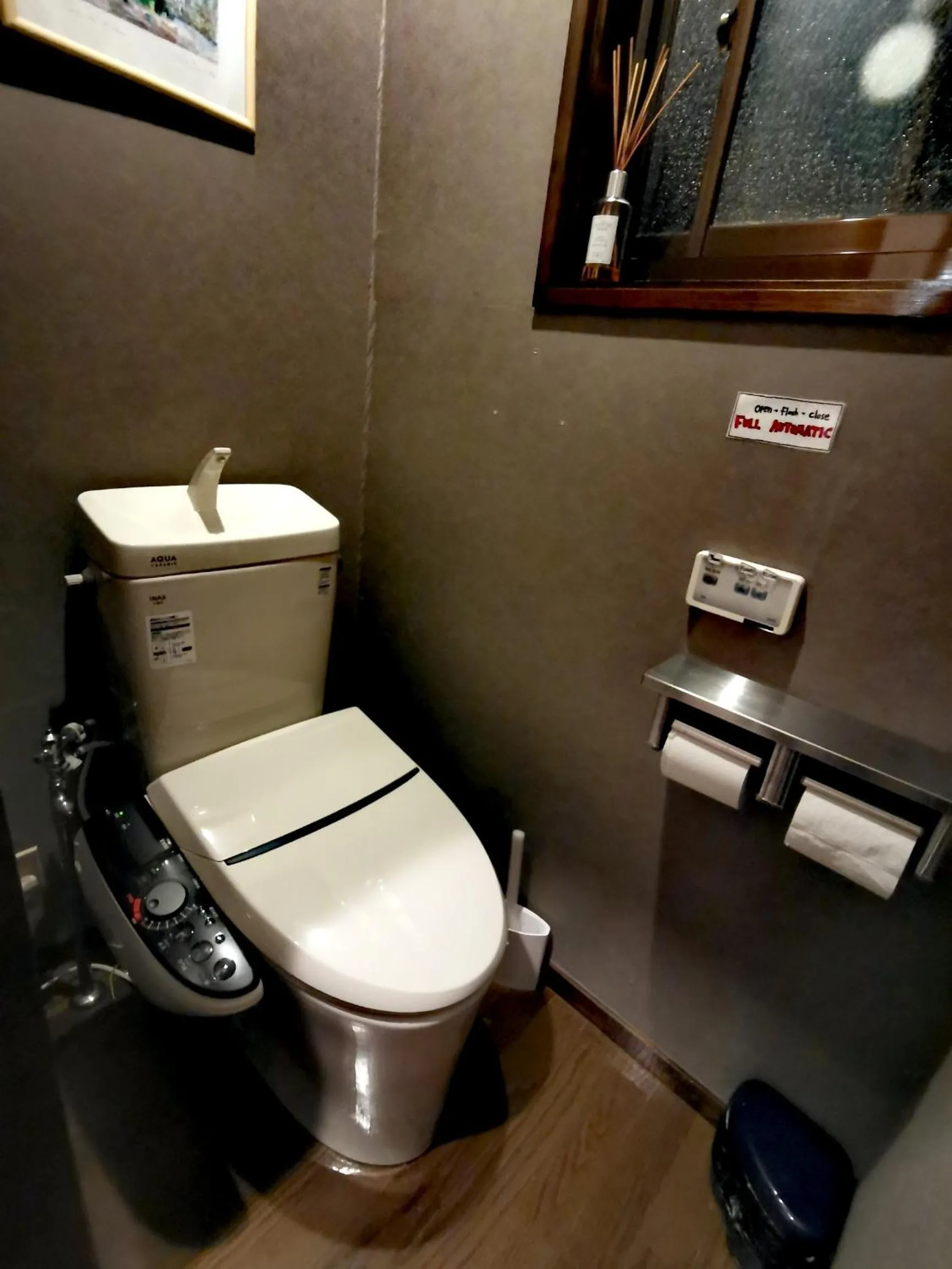 Toilet in Hakuba Powder Republic