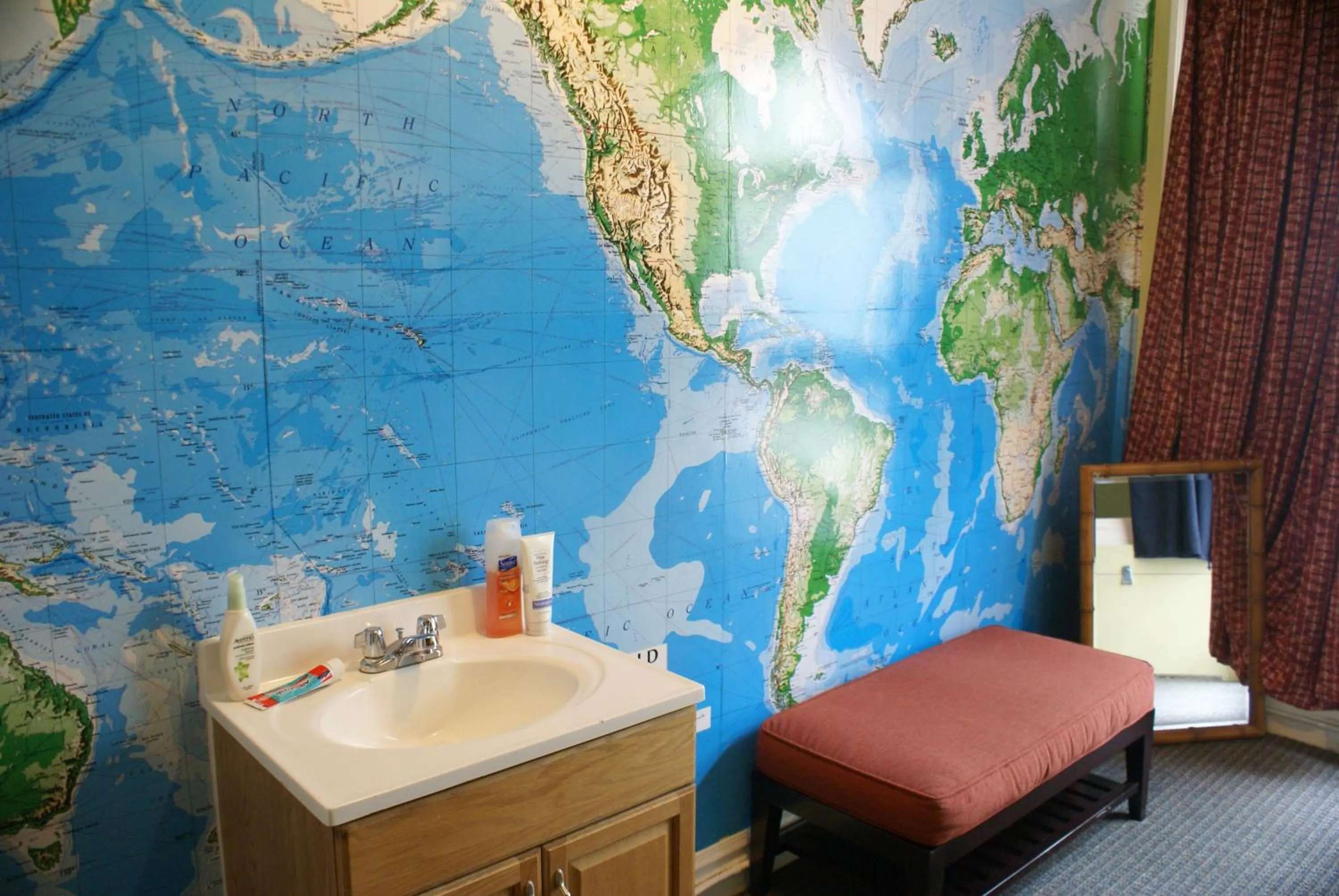 Bathroom in Adelaide Hostel