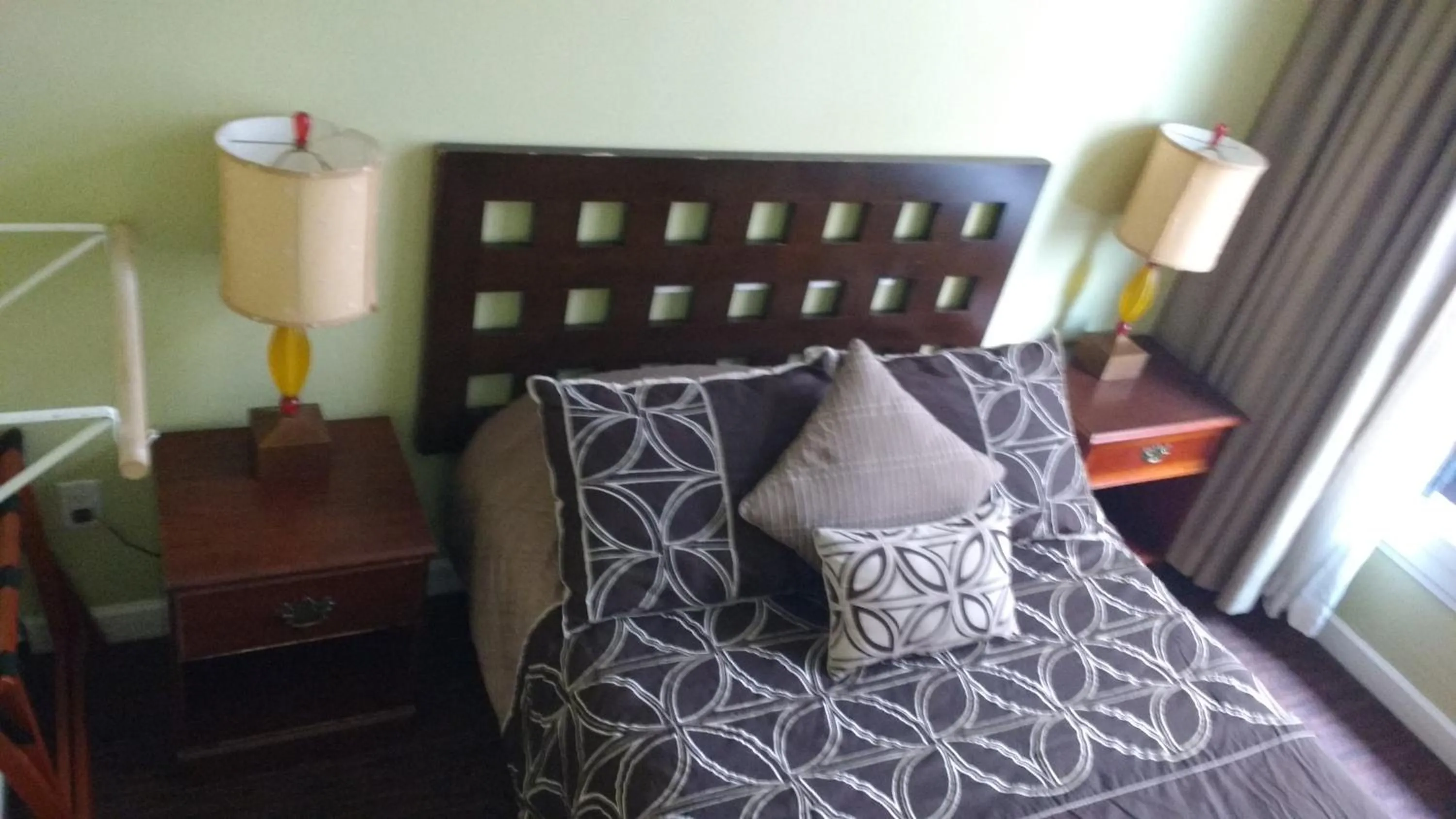 Decorative detail, Bed in Adelaide Hostel