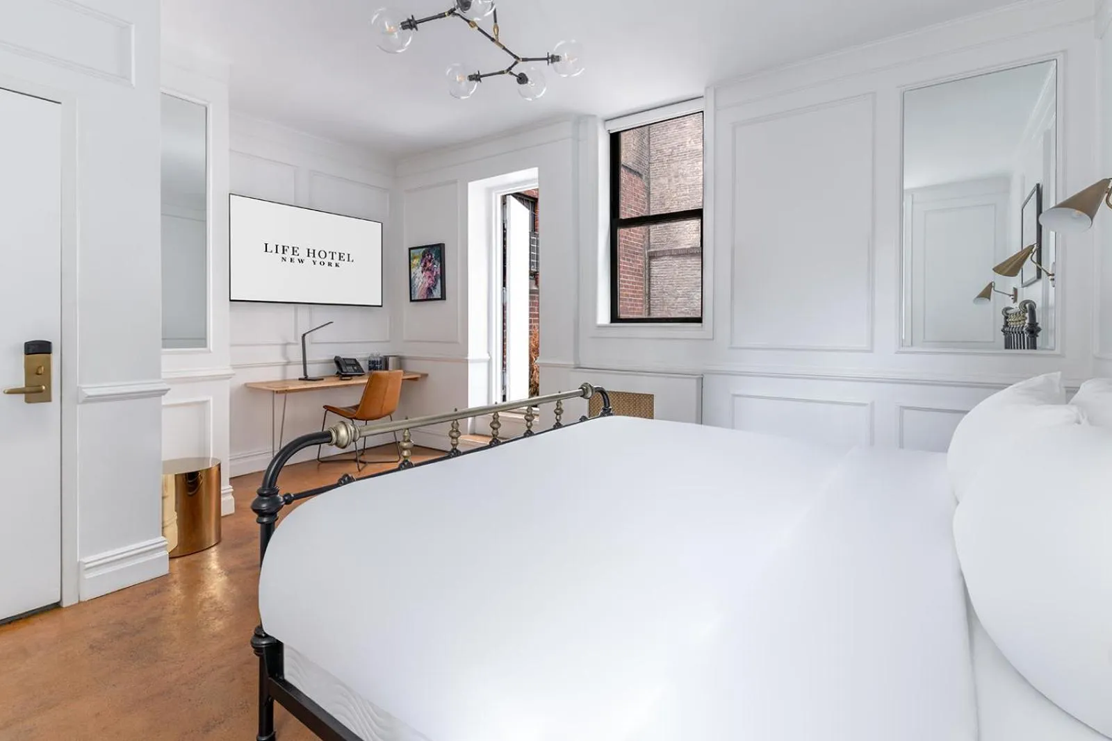 Bedroom, Bed in Life Hotel New York