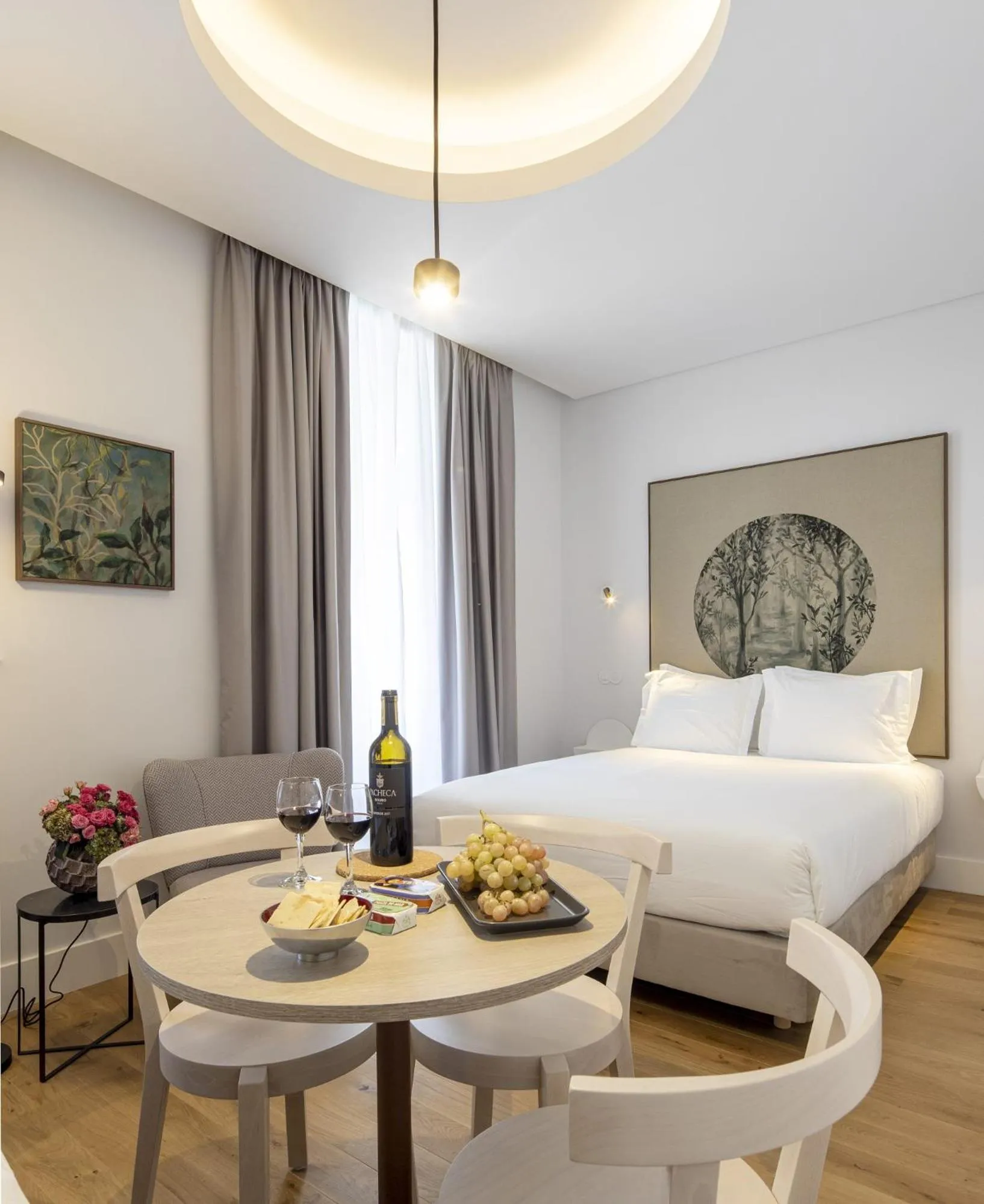 Bedroom, Bed in Lisbon Serviced Apartments - Madalena