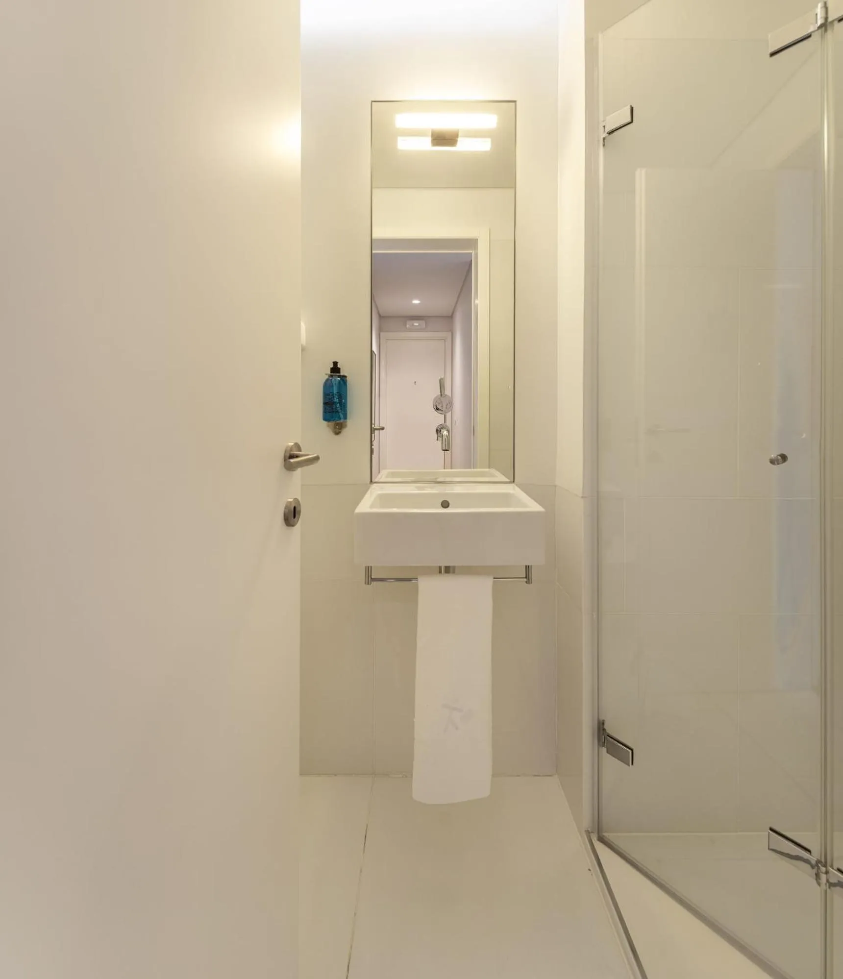 Bathroom in Lisbon Serviced Apartments - Madalena