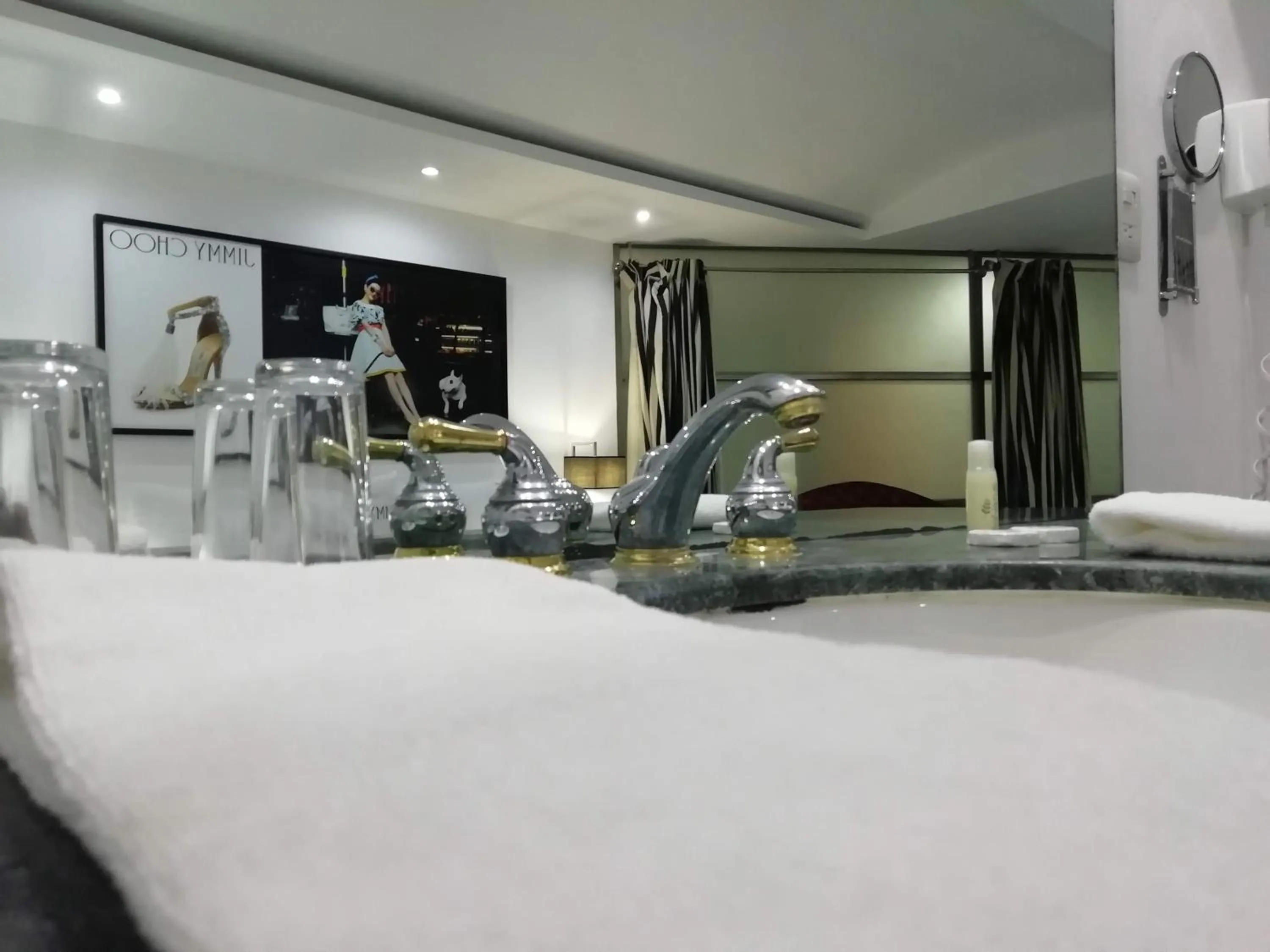 Bathroom, Bed in Spazio Boutique Hotel