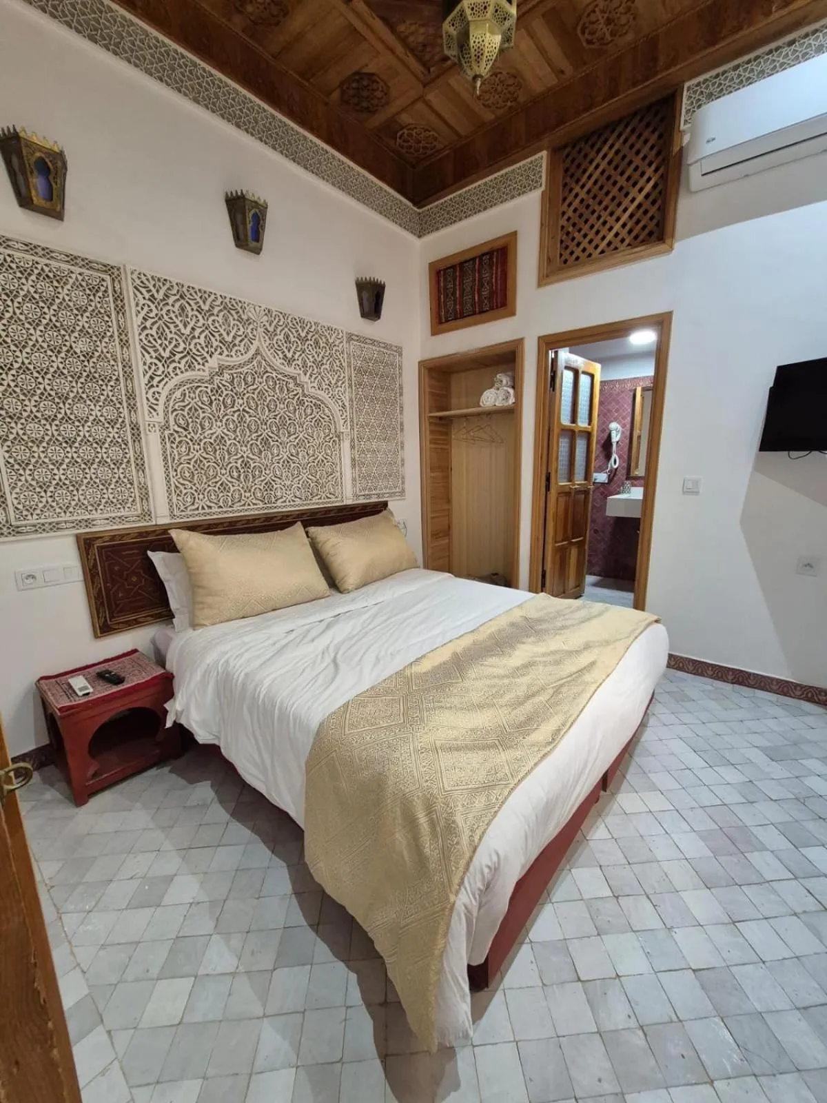 Bedroom, Bed in Riad Rasia