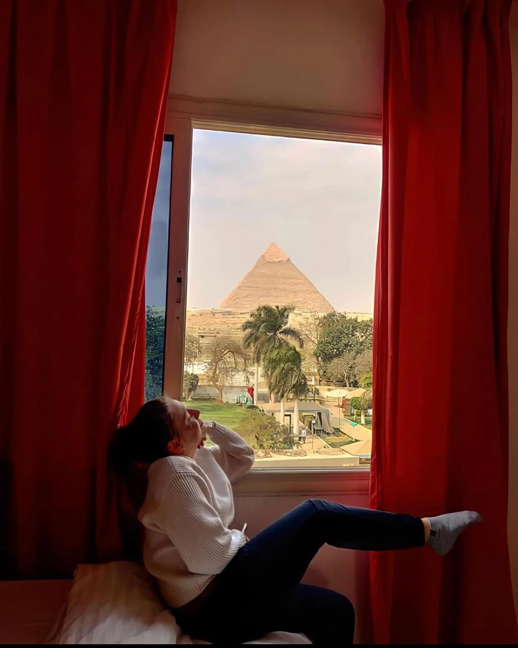 Bed in Sahara Pyramids Inn