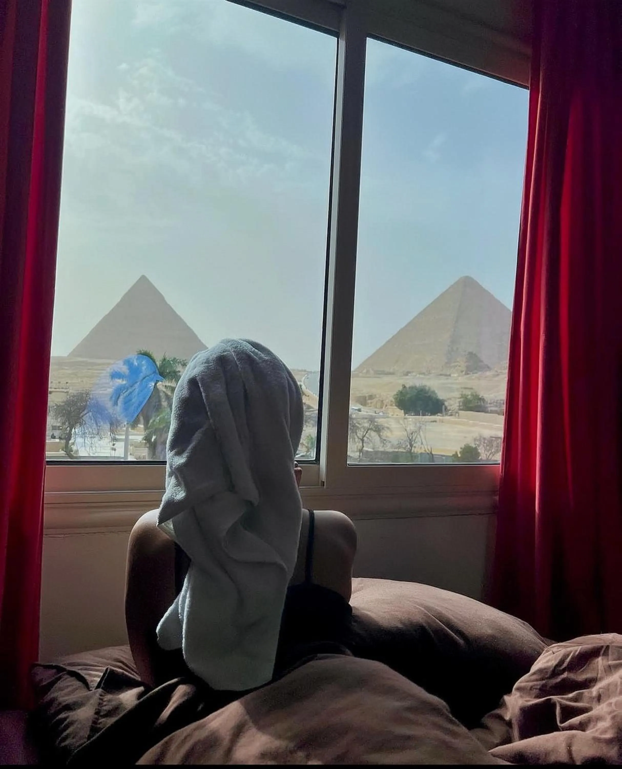 Bed in Sahara Pyramids Inn