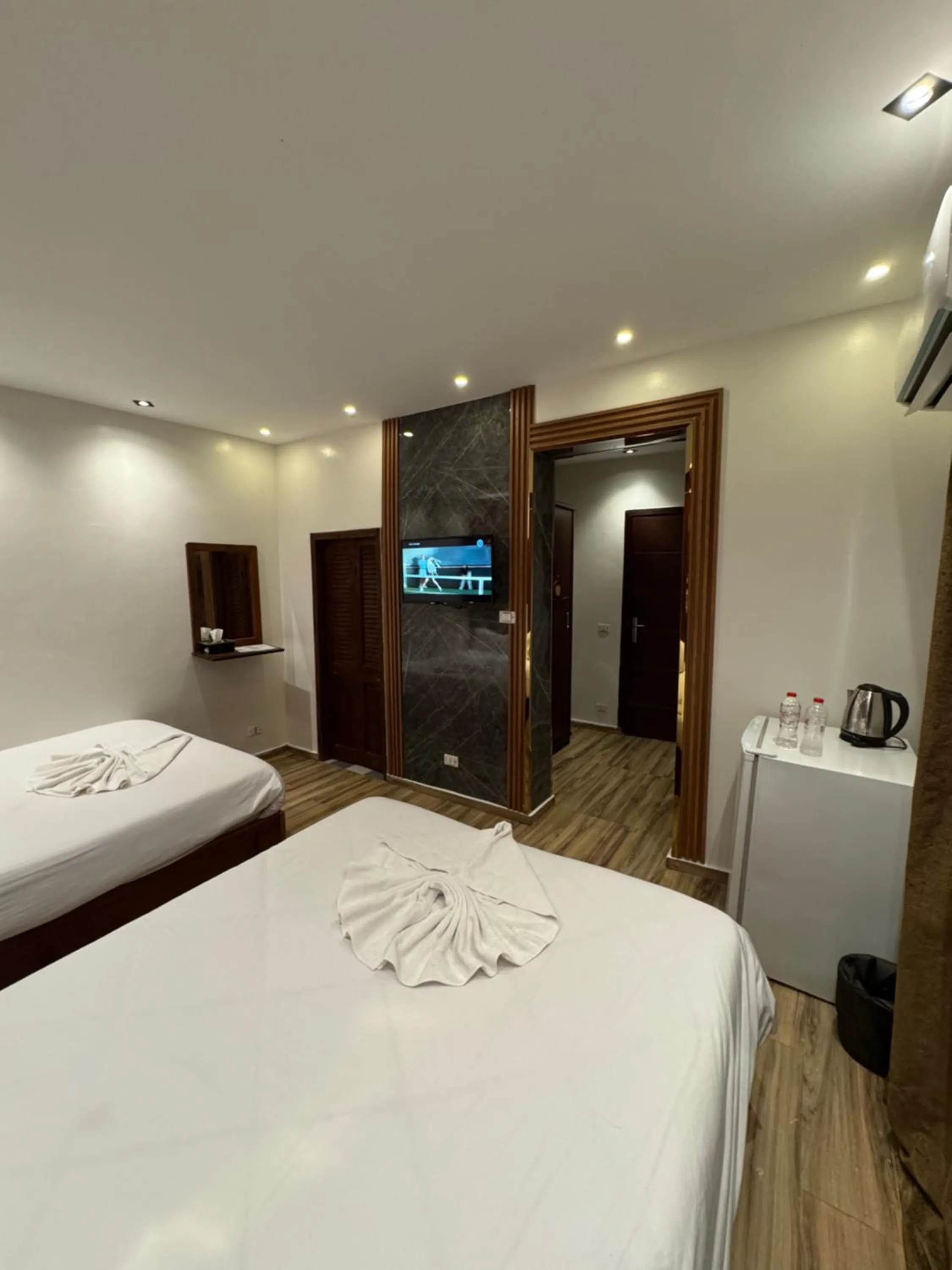 Bed in Sahara Pyramids Inn