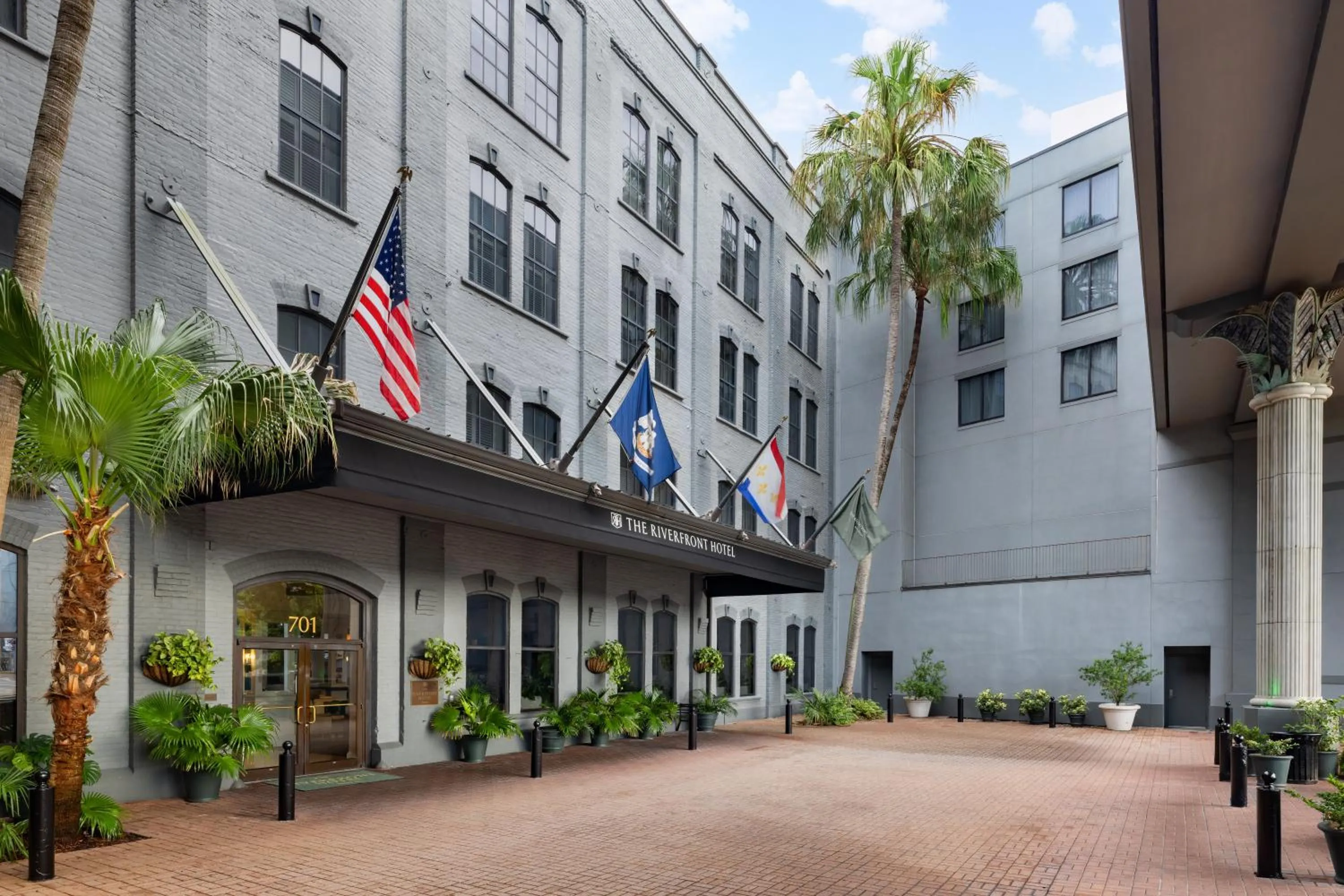 Facade/entrance in The Riverfront Hotel New Orleans