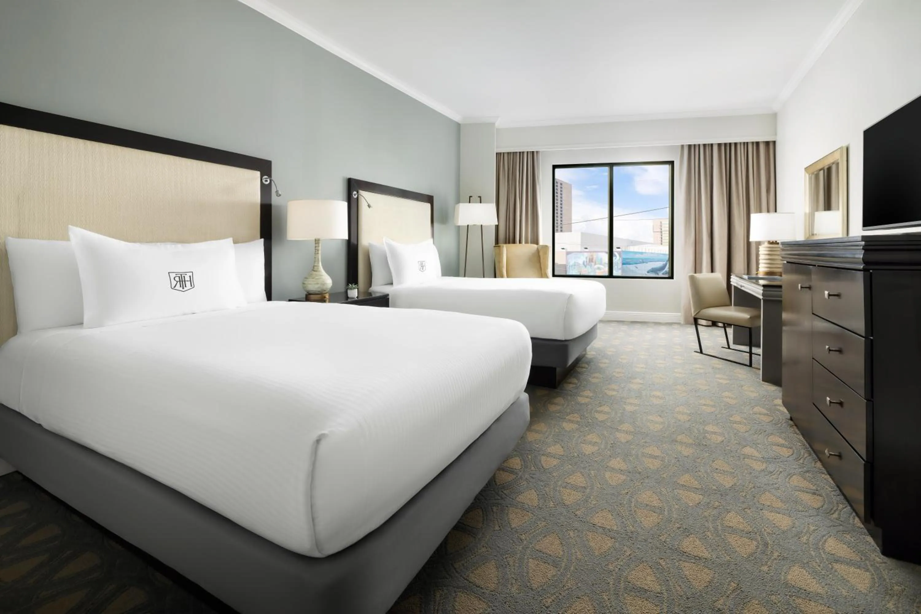 Bedroom, Bed in The Riverfront Hotel New Orleans