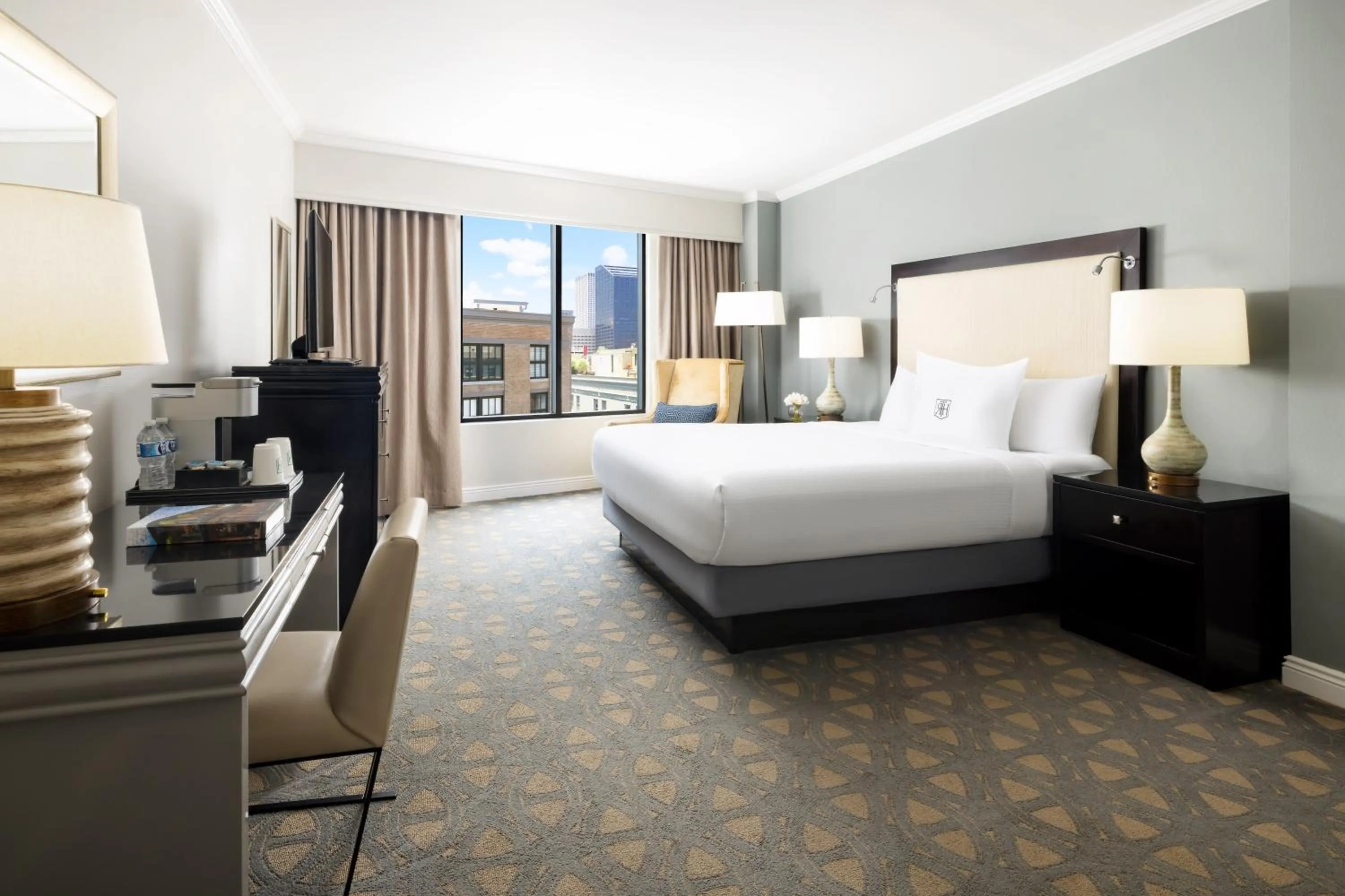 Bedroom, Bed in The Riverfront Hotel New Orleans