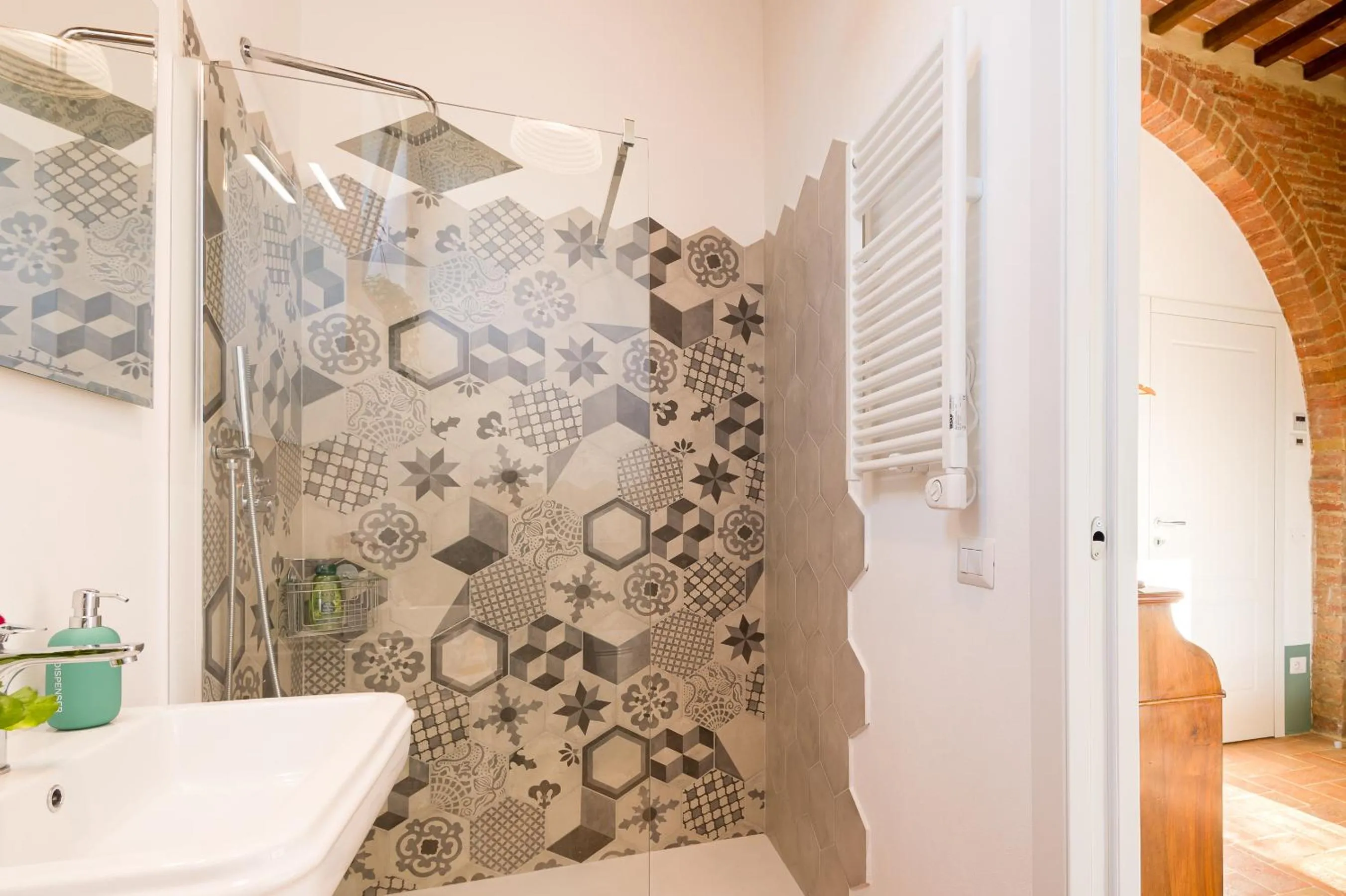 Shower in Tenuta La Santissima