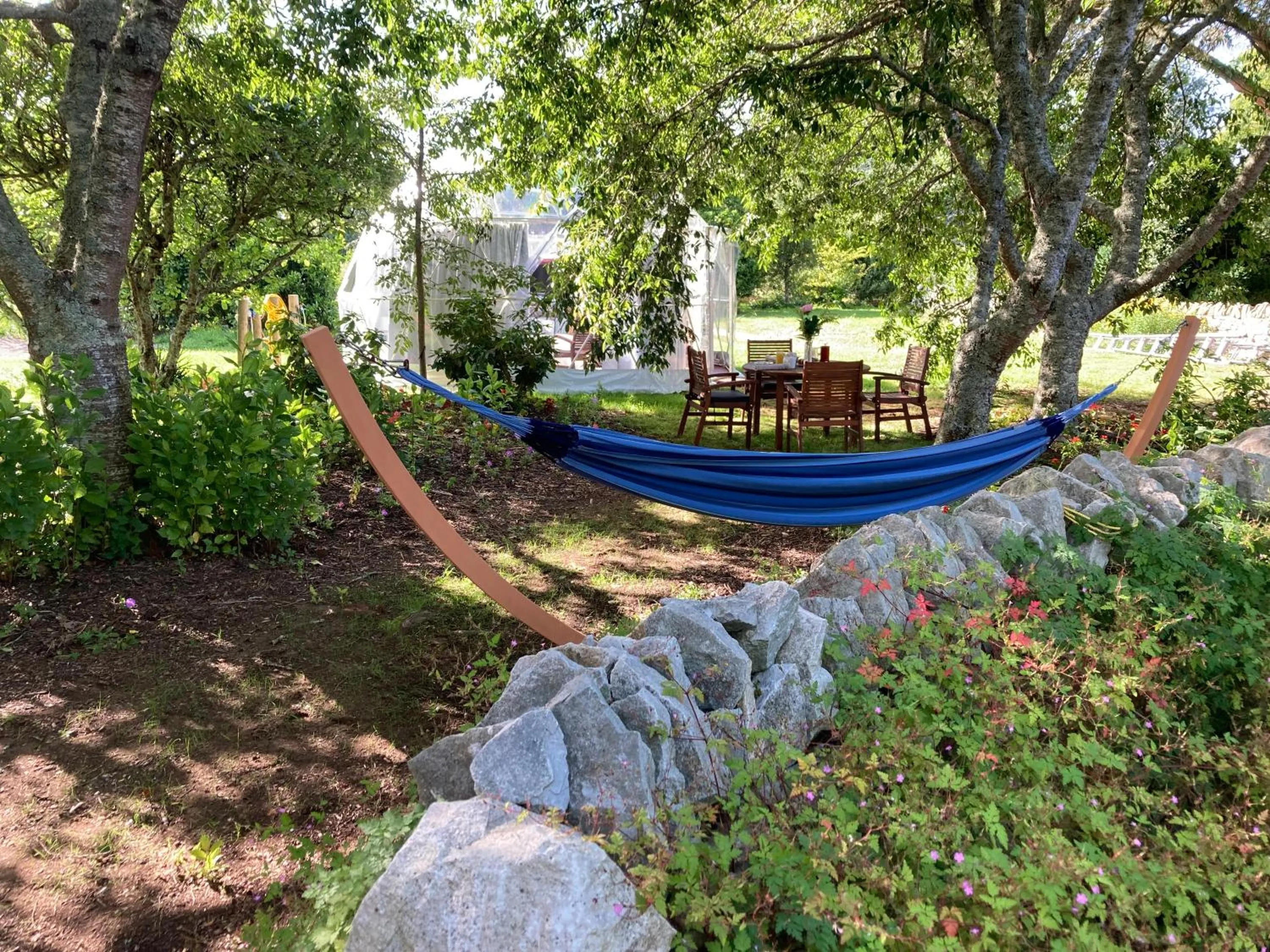 Garden in English Cherry Tree Manor