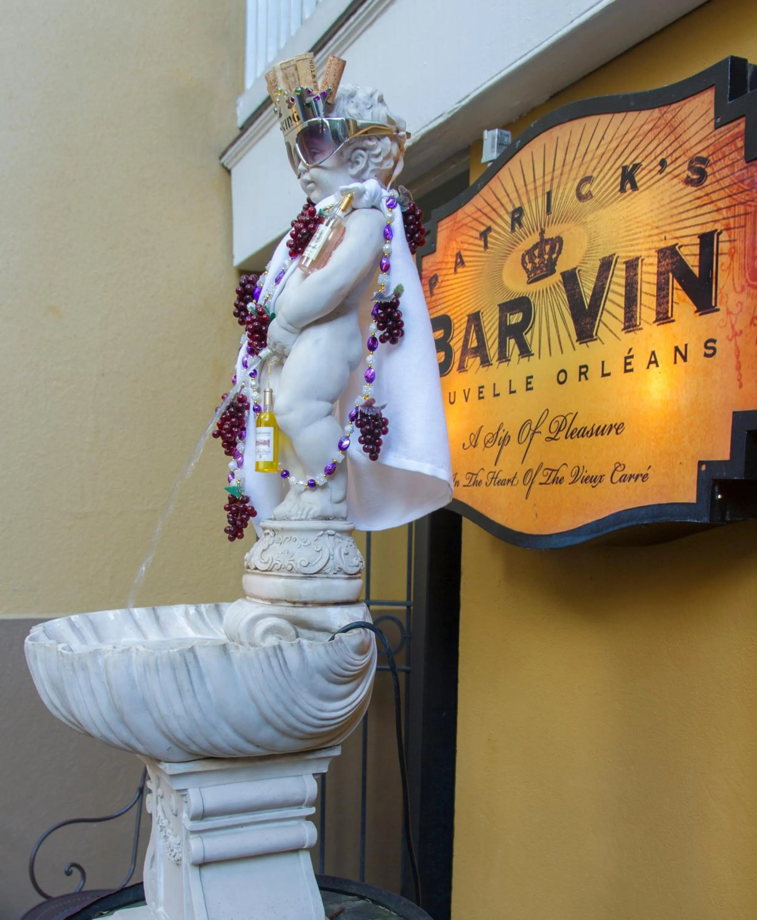 Lounge or bar in Hotel Mazarin