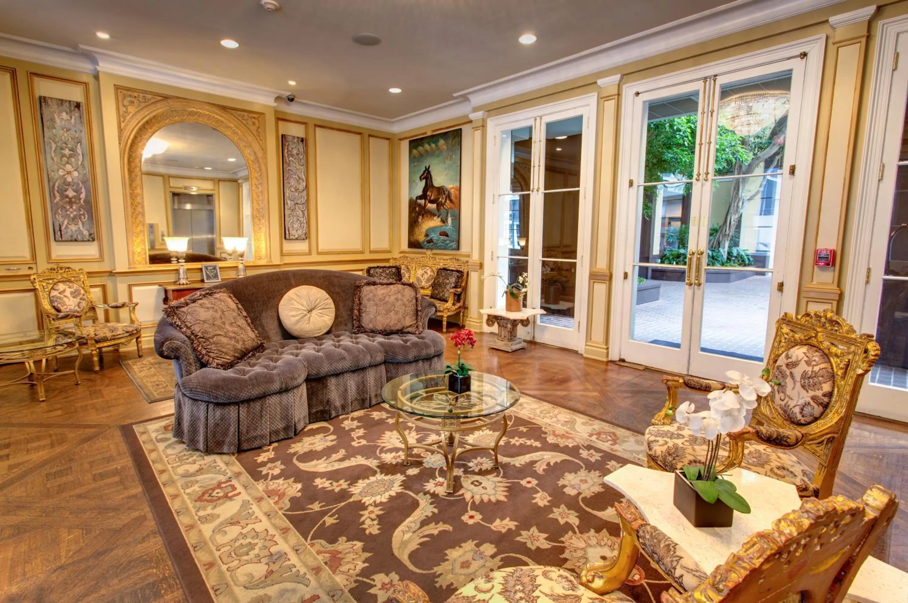 Living room in Hotel Mazarin