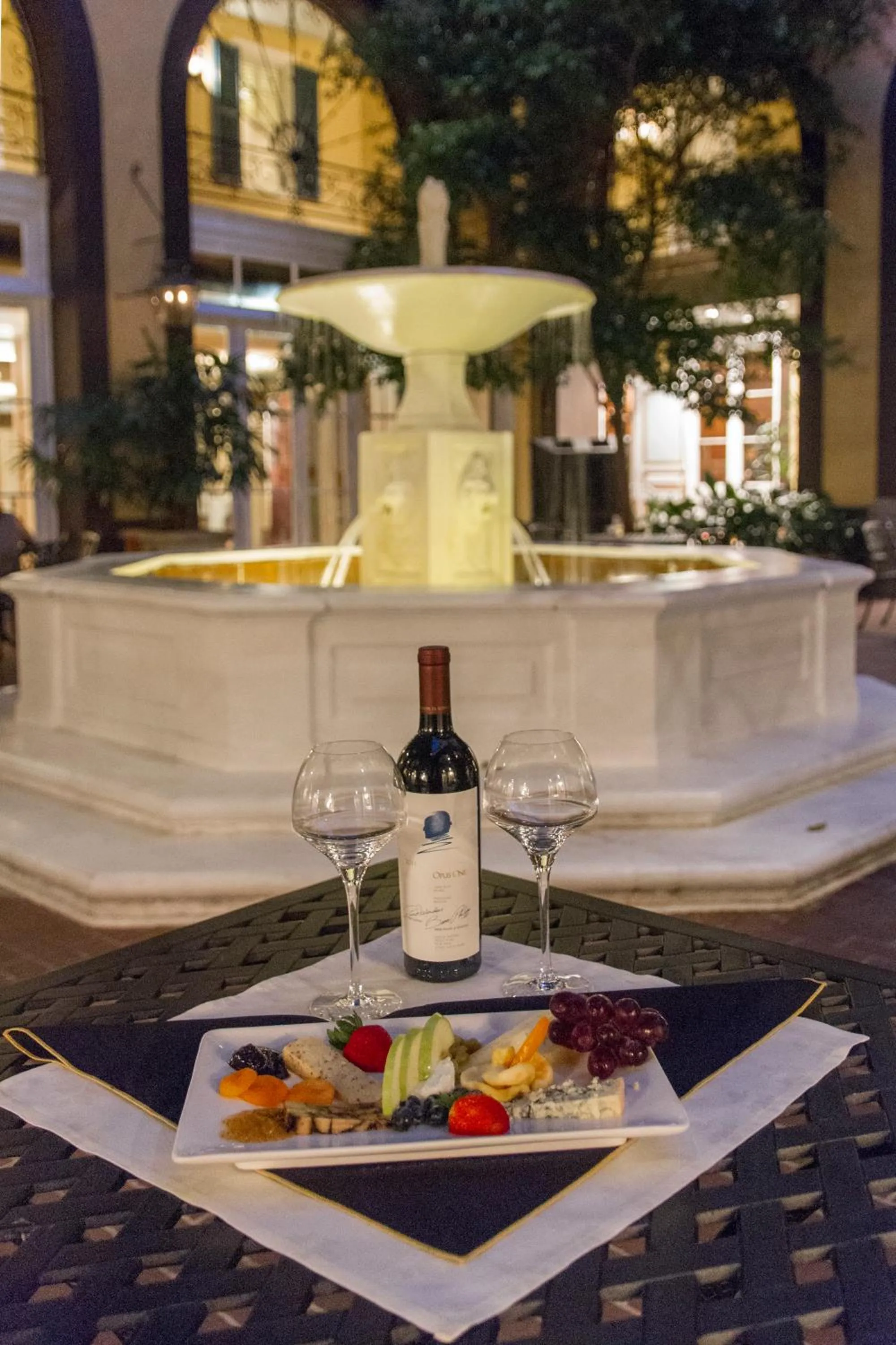 Alcoholic drinks in Hotel Mazarin