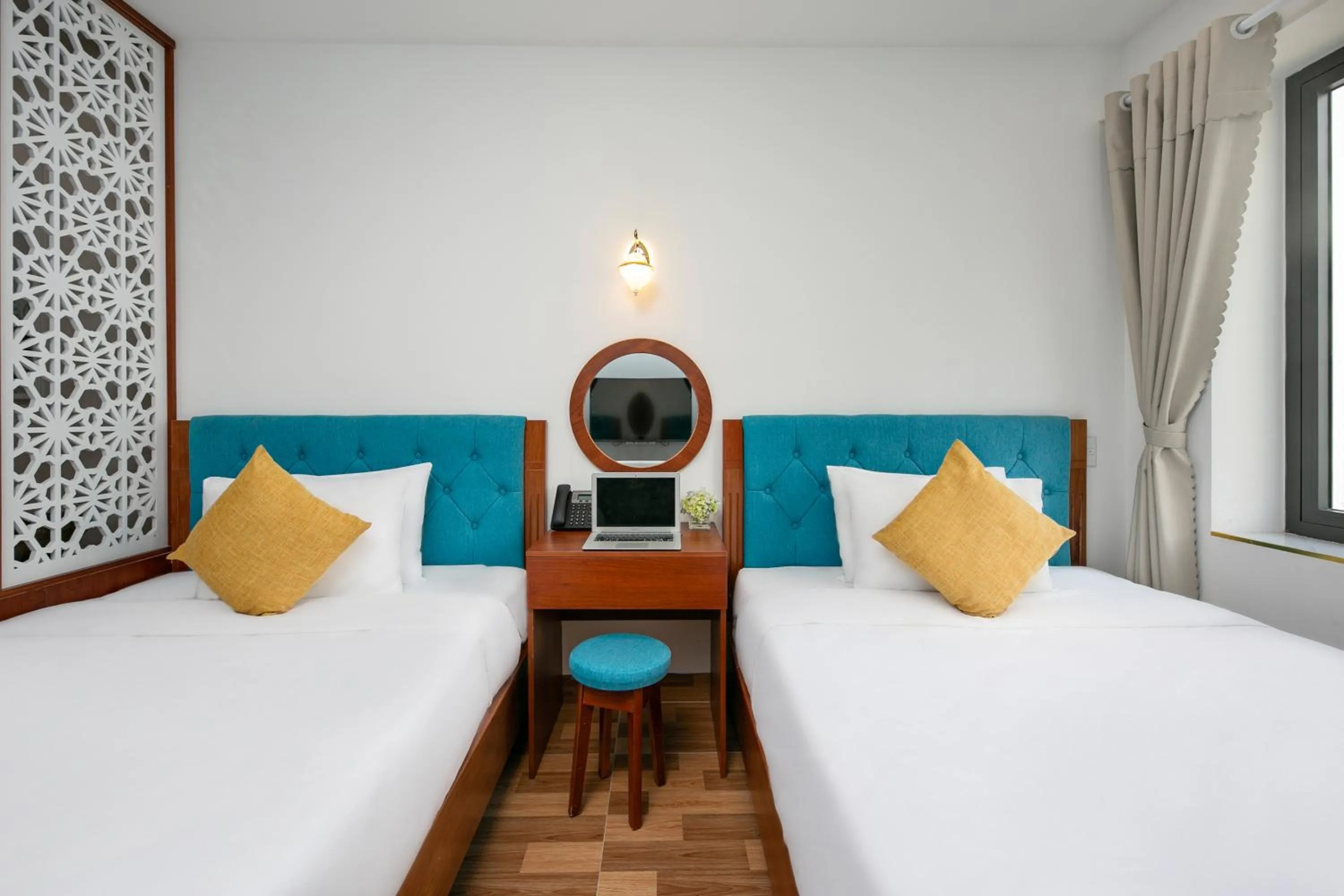 Bed in Sea Swan Apartment and Hotel