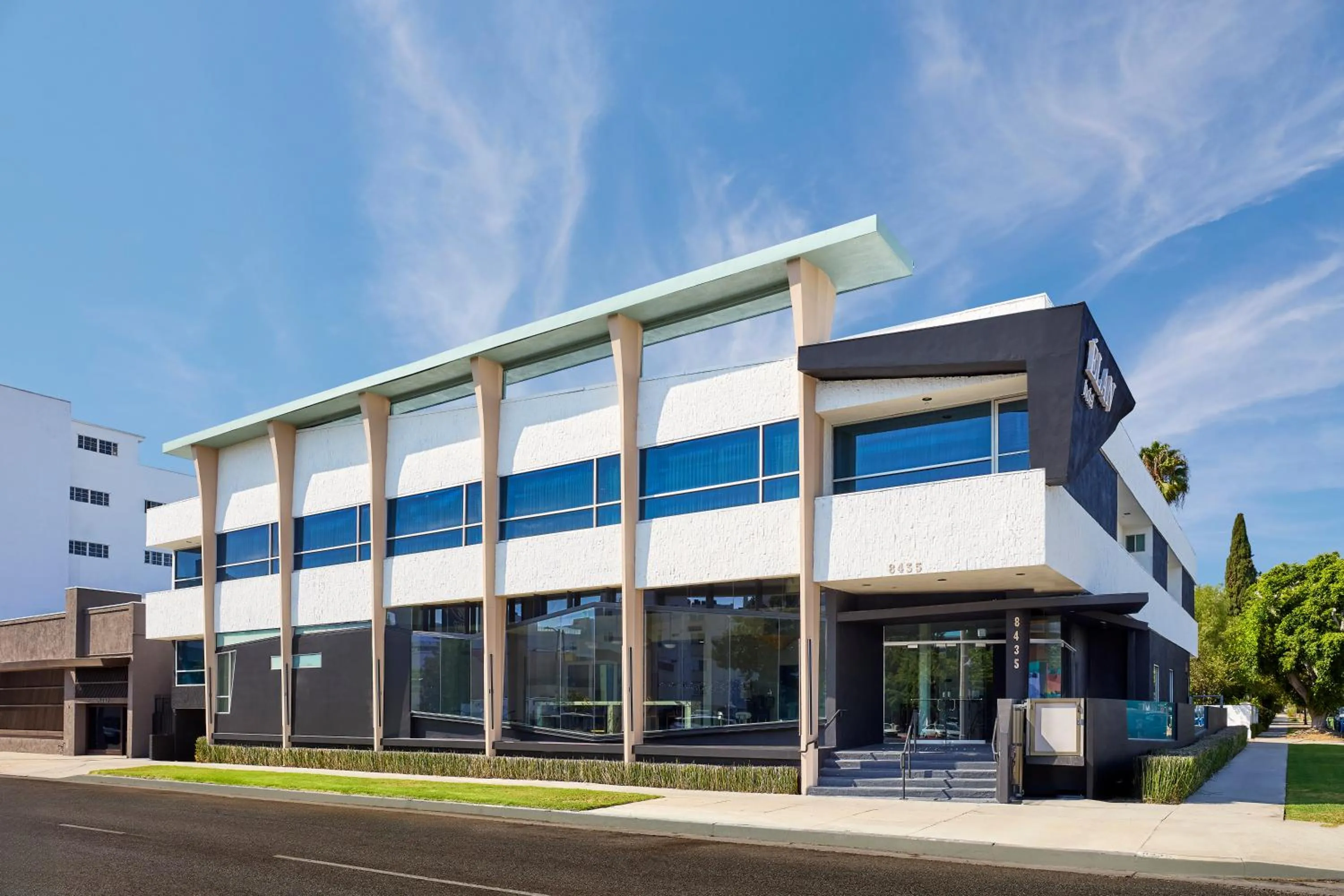 Property building in Elan Hotel