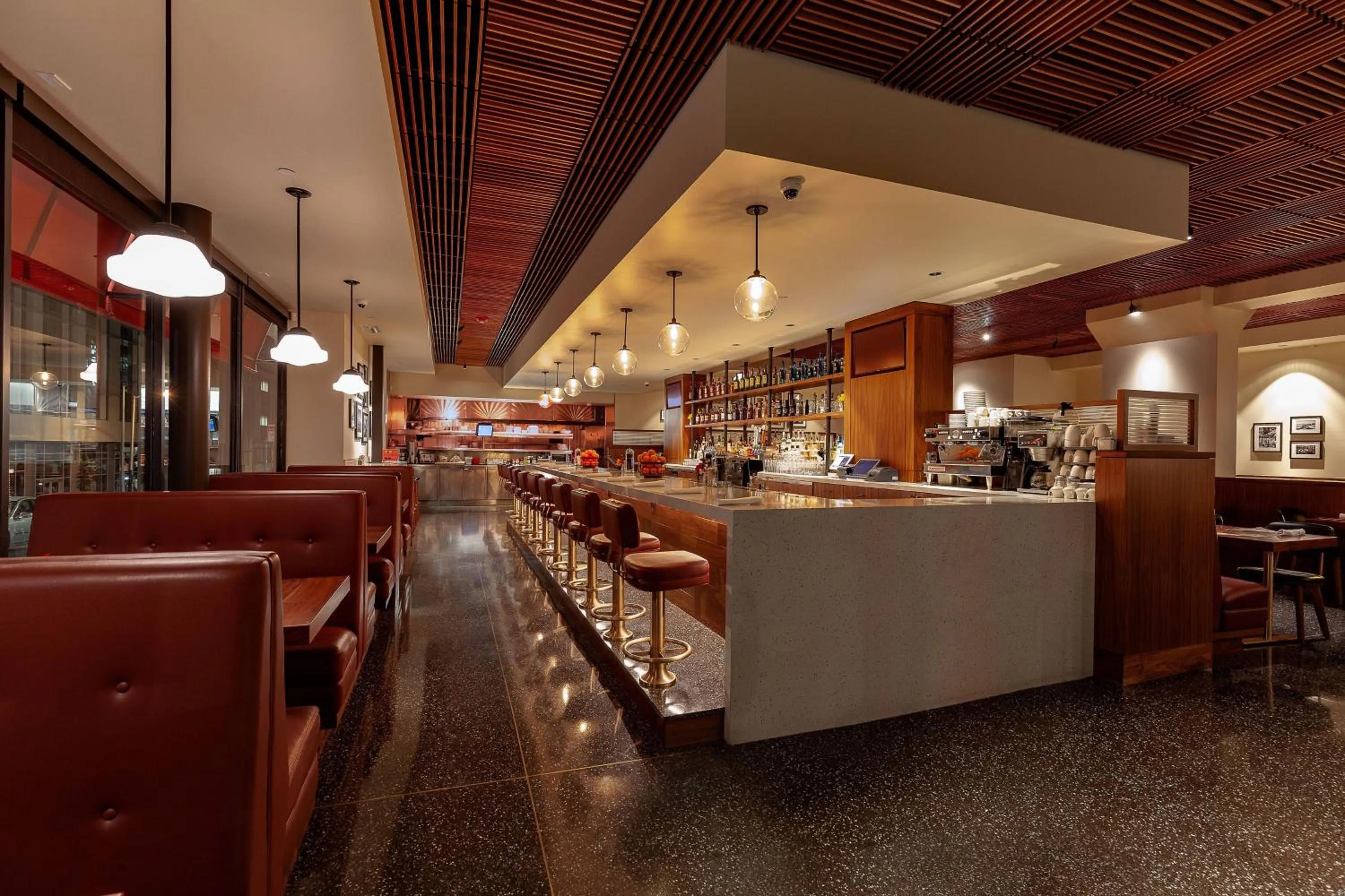 Kitchen or kitchenette in Courtyard by Marriott San Francisco Downtown/Van Ness Ave