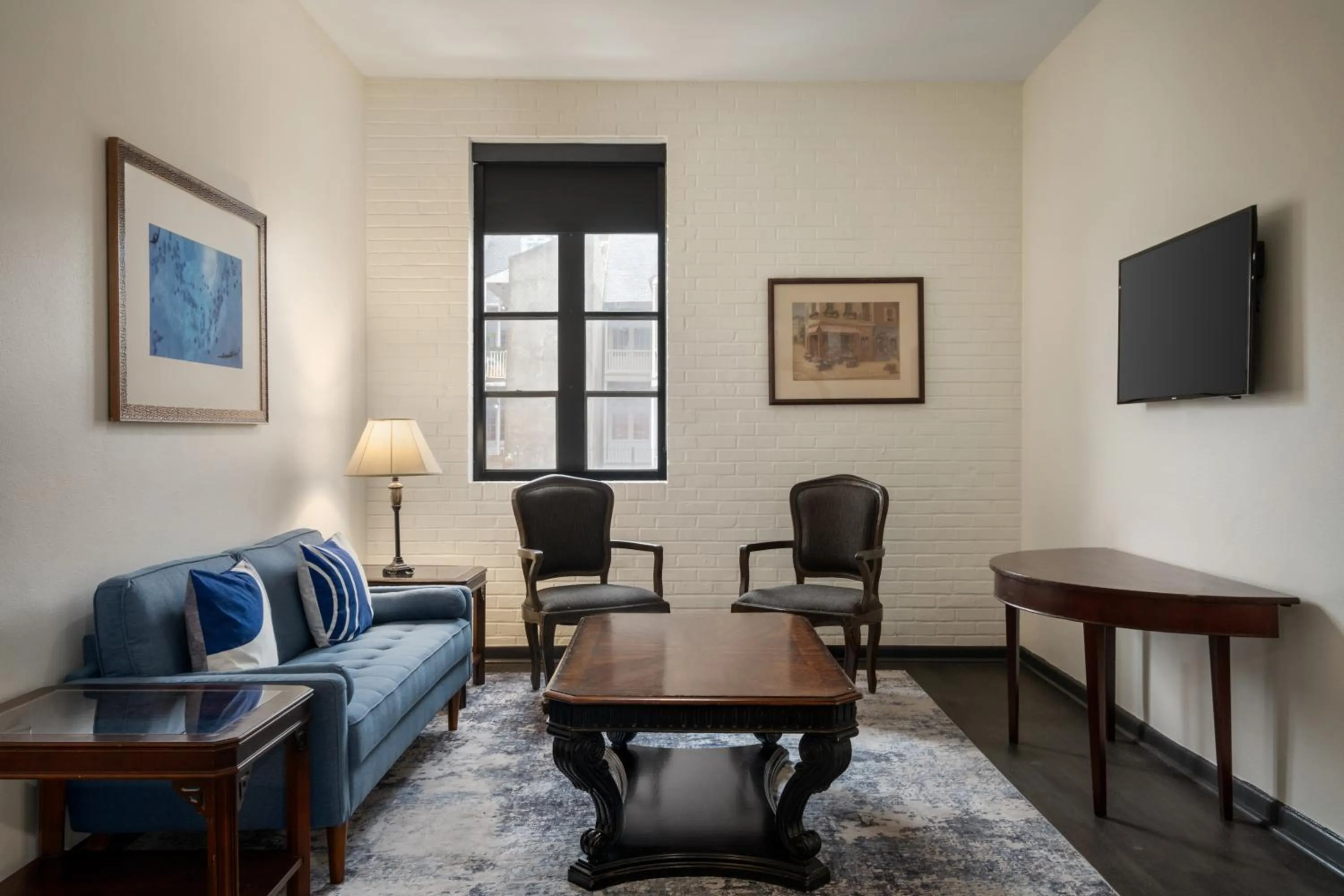 Living room in Le Richelieu Hotel in the French Quarter