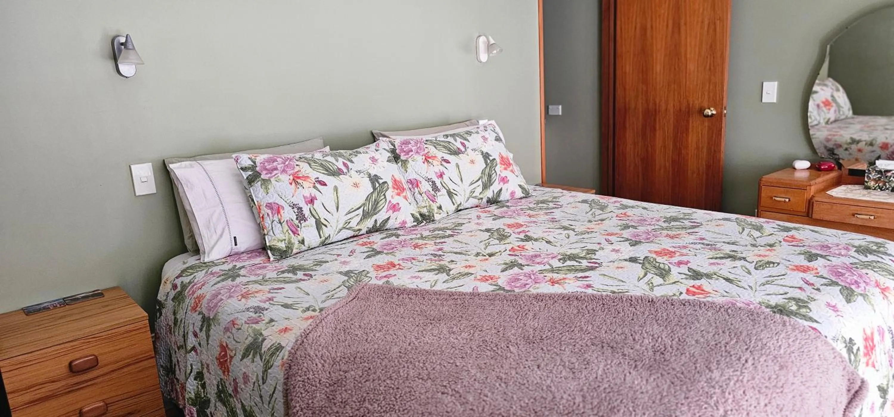 Bedroom, Bed in Fred&Donz Bed and Breakfast