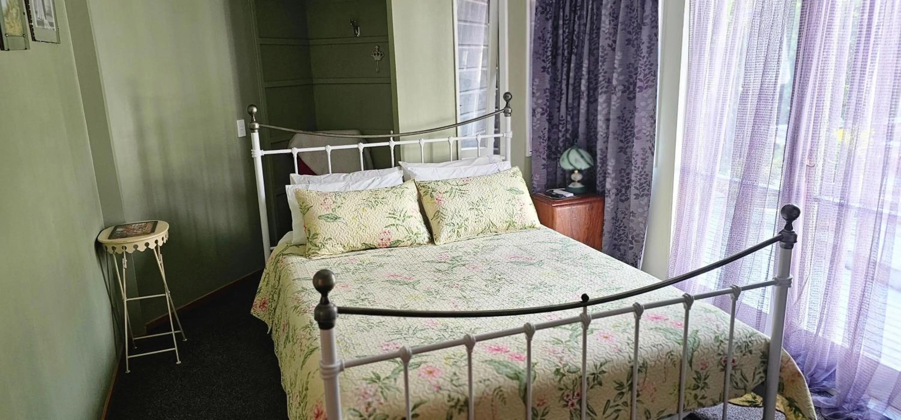 Bedroom, Bed in Fred&Donz Bed and Breakfast