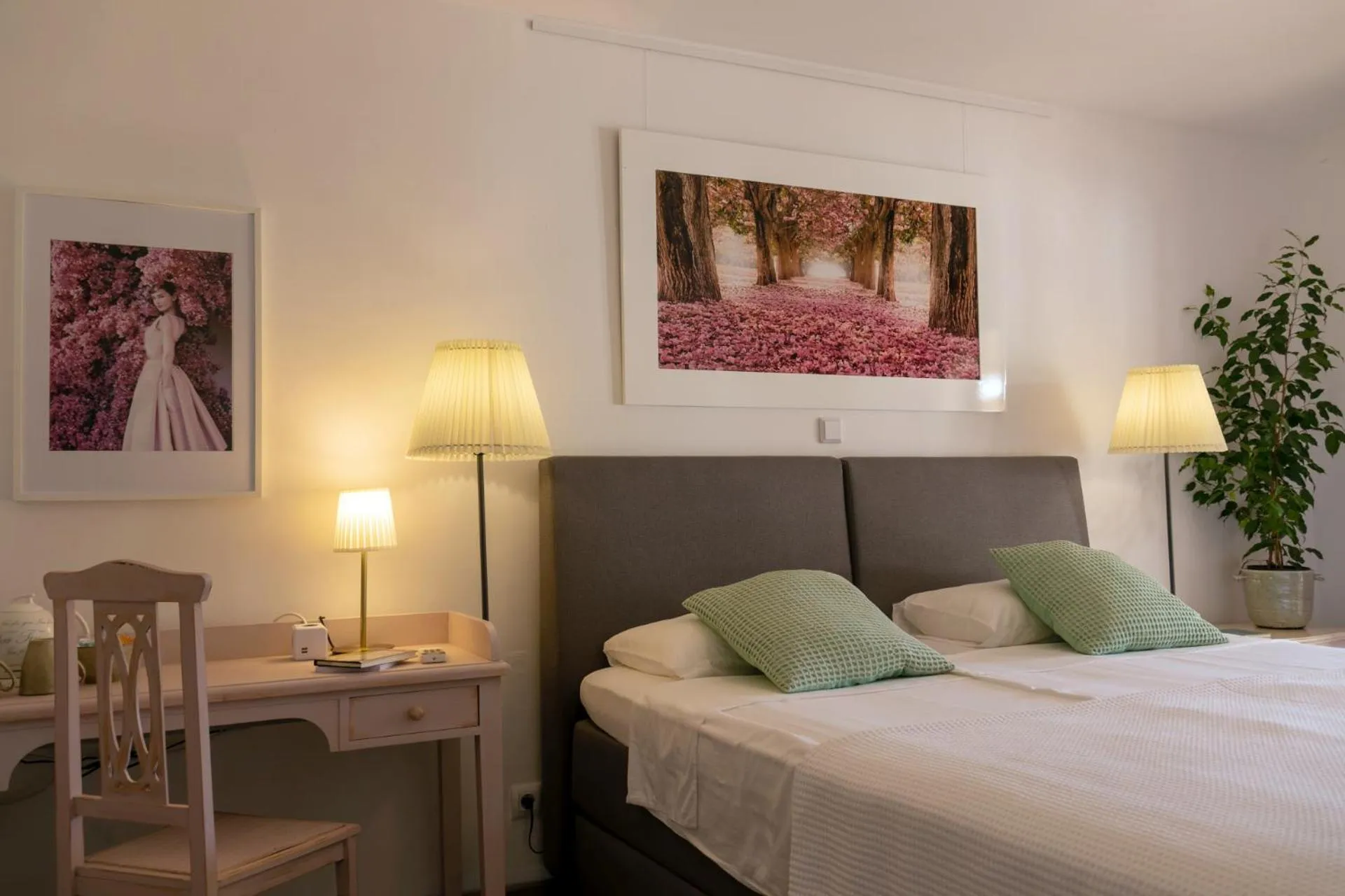 Bed in Villa Foia Vella - adults only