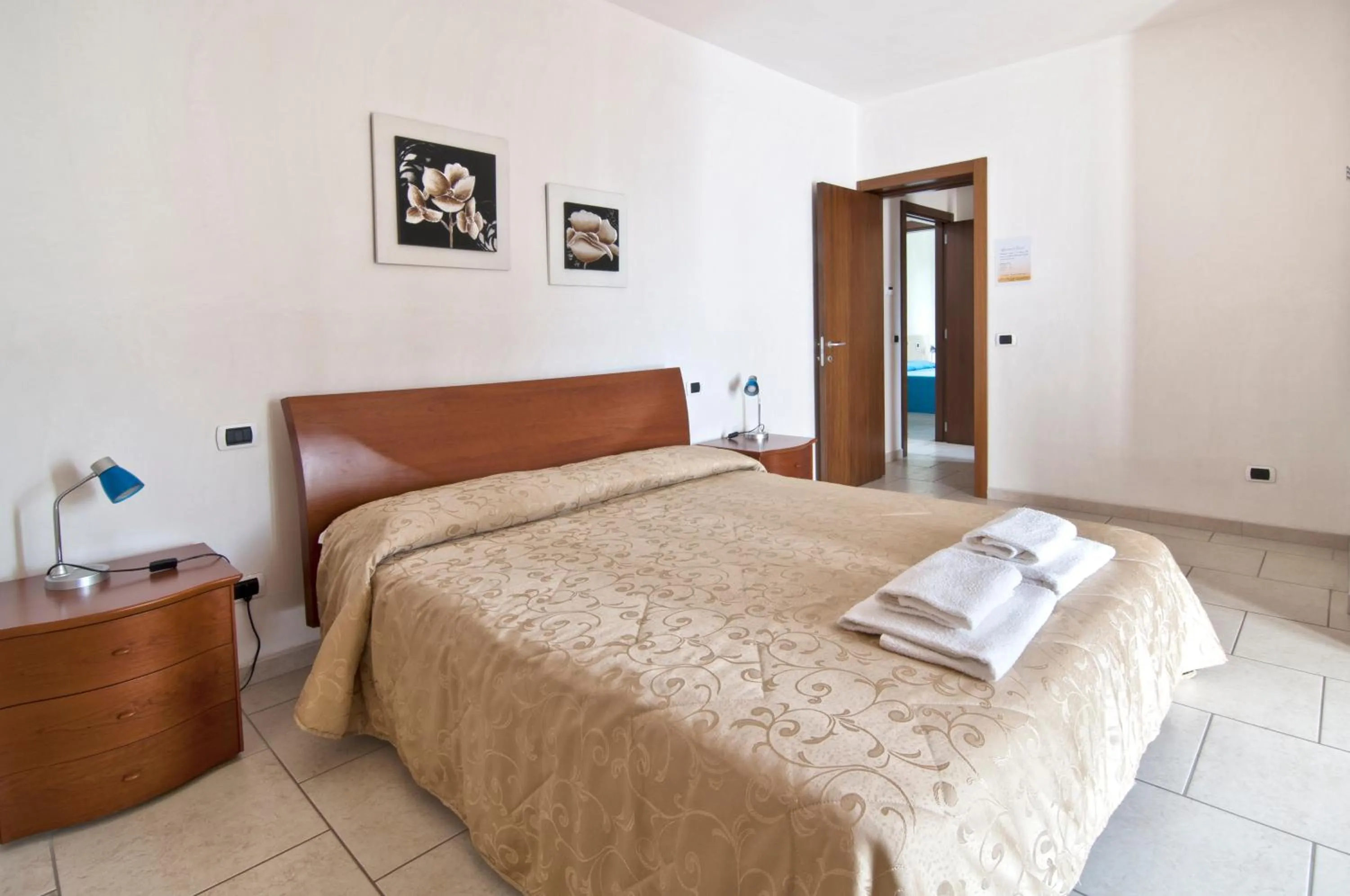 Decorative detail, Bed in Giardino Dei Suoni B&B