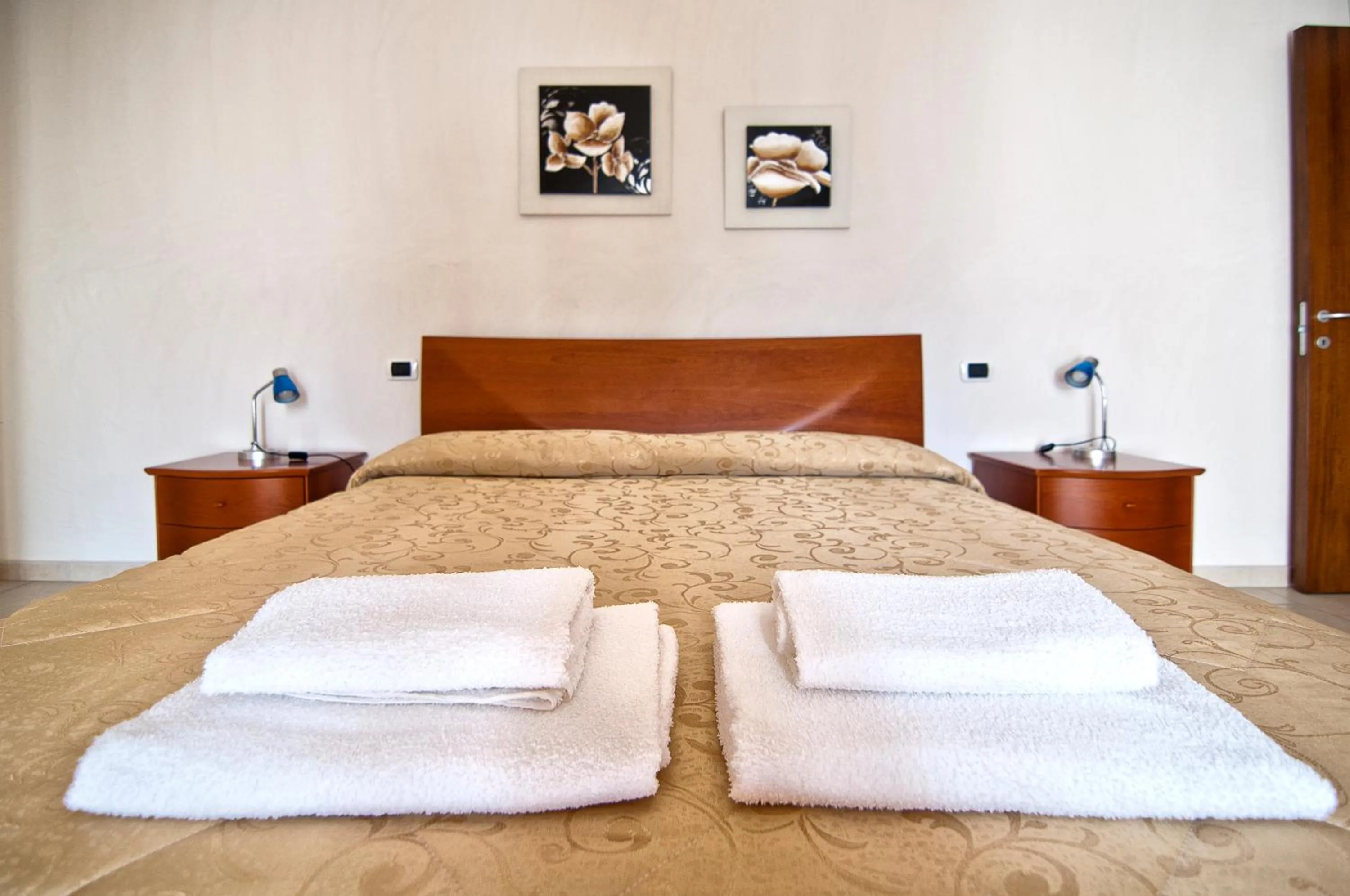 Bedroom, Bed in Giardino Dei Suoni B&B