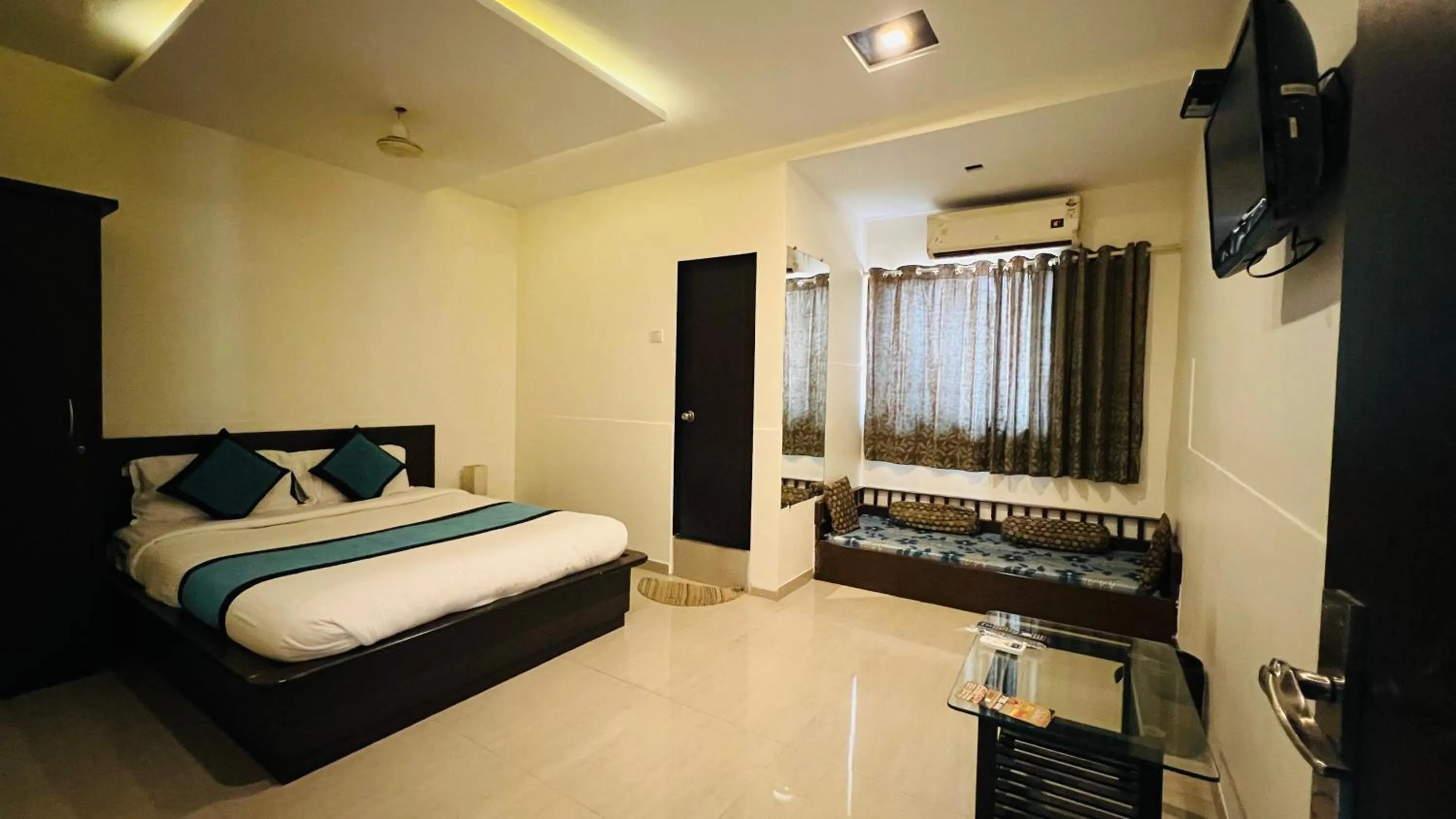 Bedroom, Bed in FARM HOUSE RESIDENCY