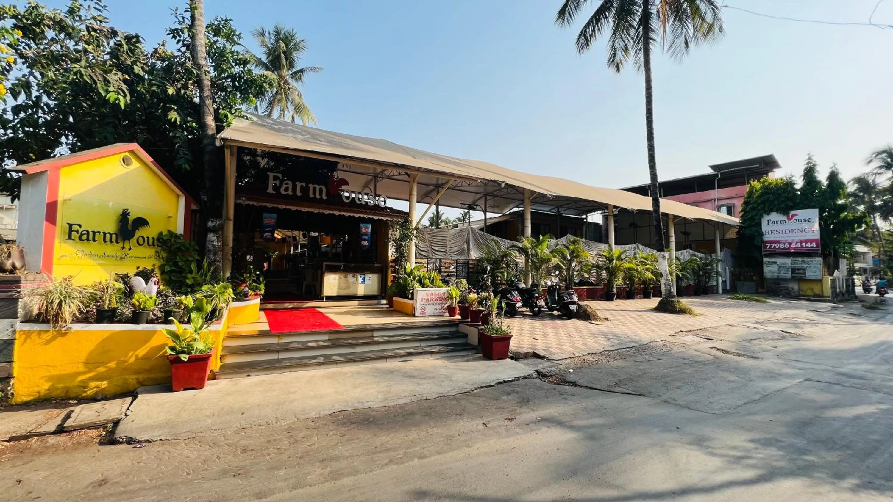 Property building in FARM HOUSE RESIDENCY