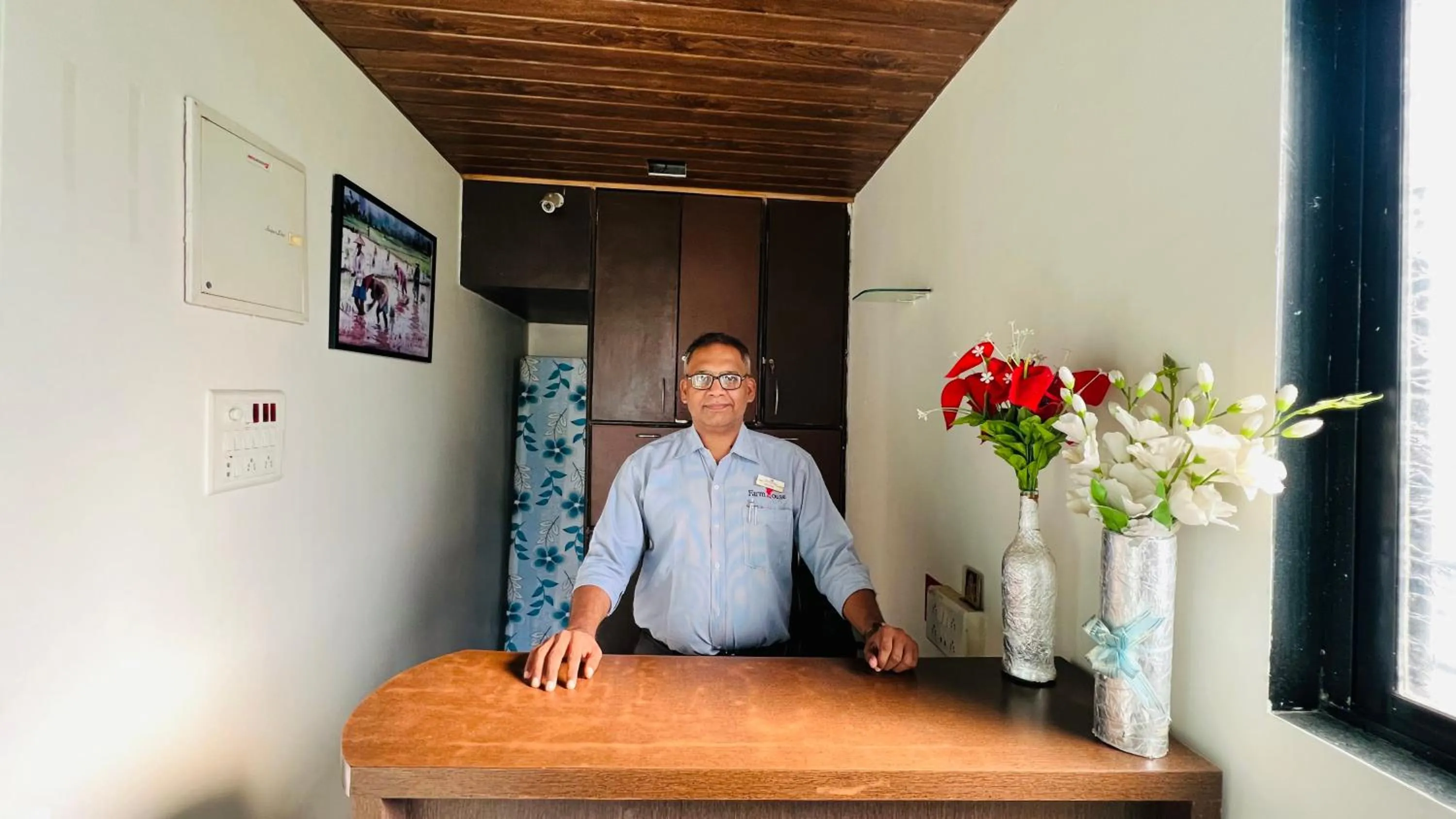 Staff in FARM HOUSE RESIDENCY