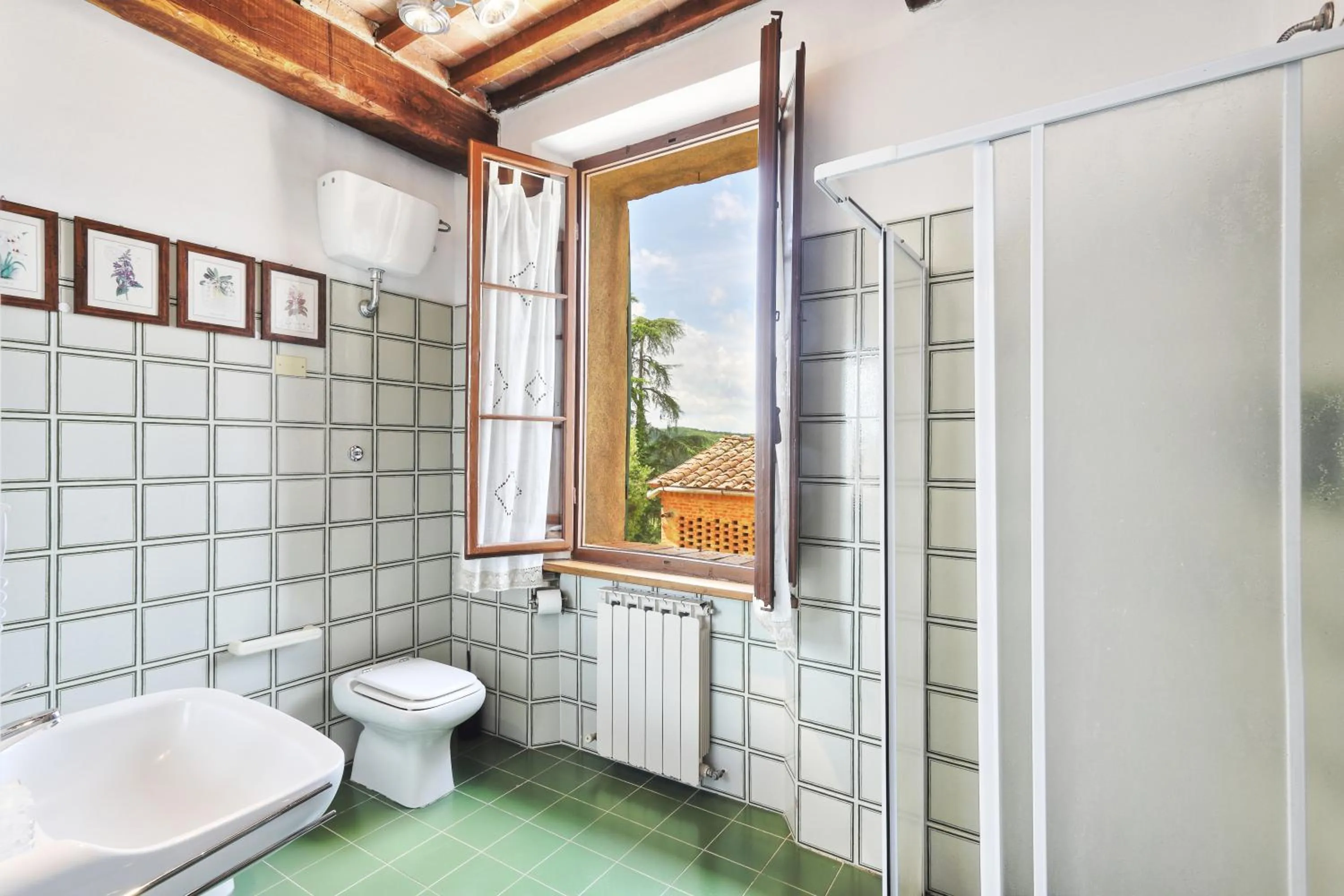 Bathroom in Appartamenti Villa e Fattoria di Radi Tuscany