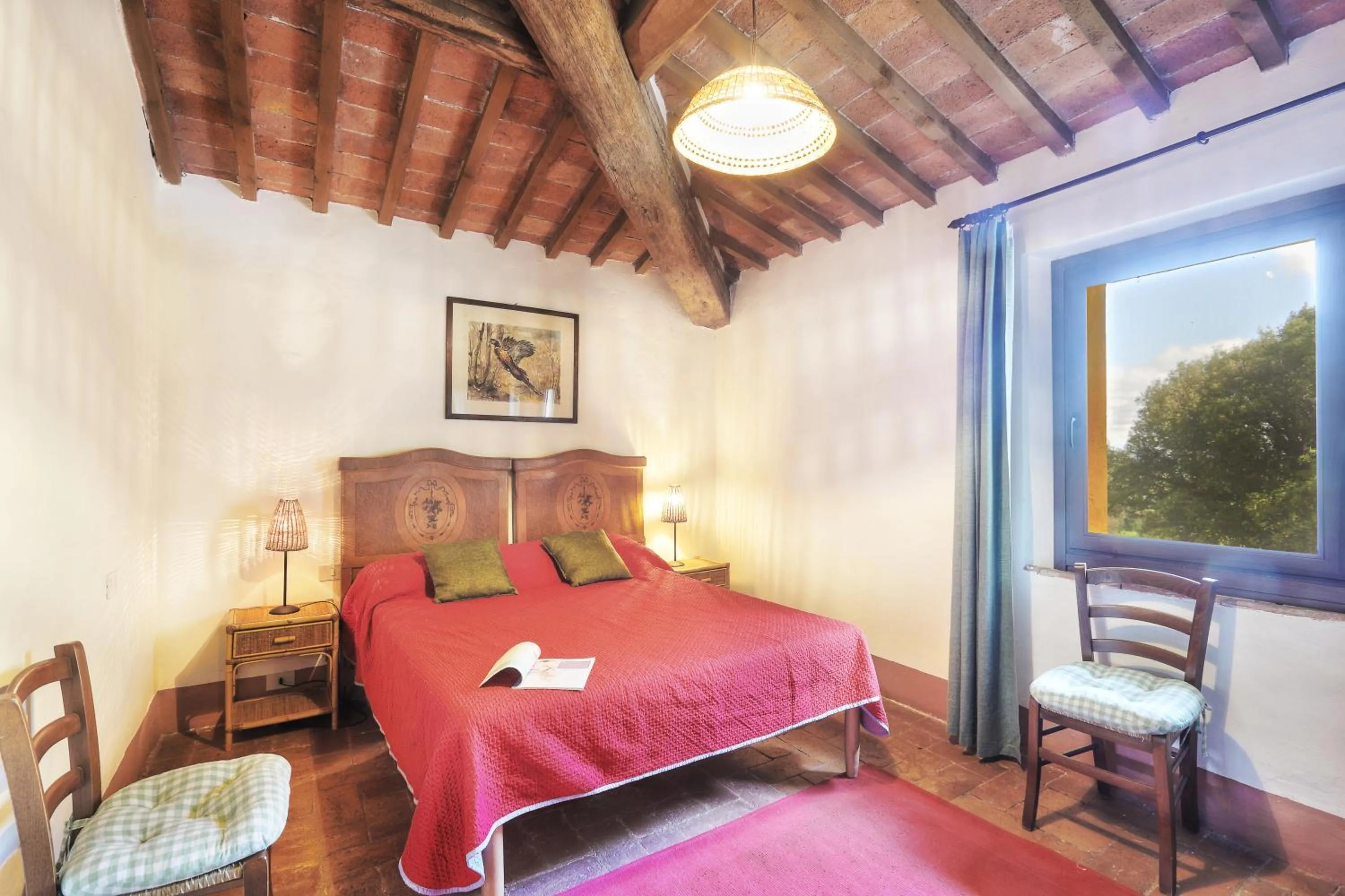 Bedroom, Bed in Appartamenti Villa e Fattoria di Radi Tuscany