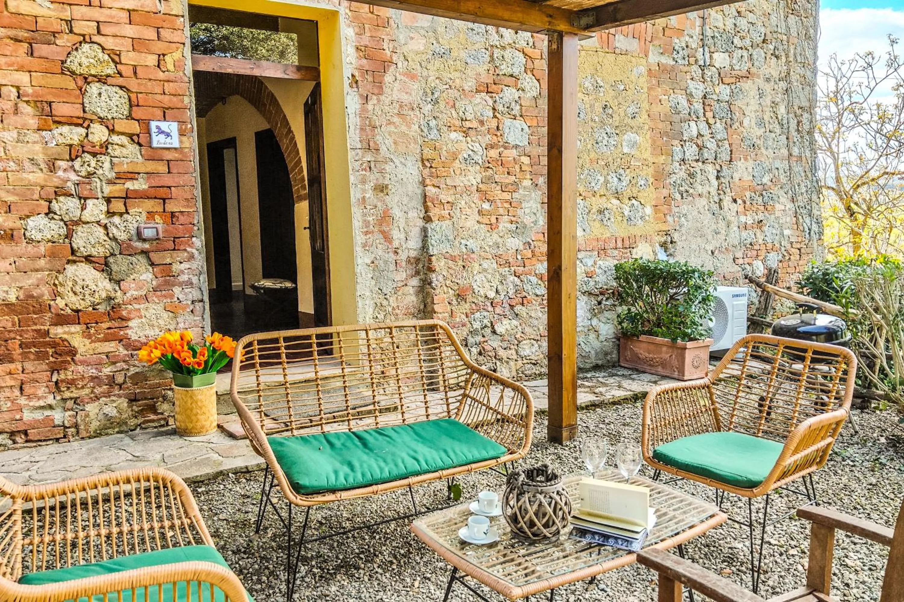 Garden in Appartamenti Villa e Fattoria di Radi Tuscany