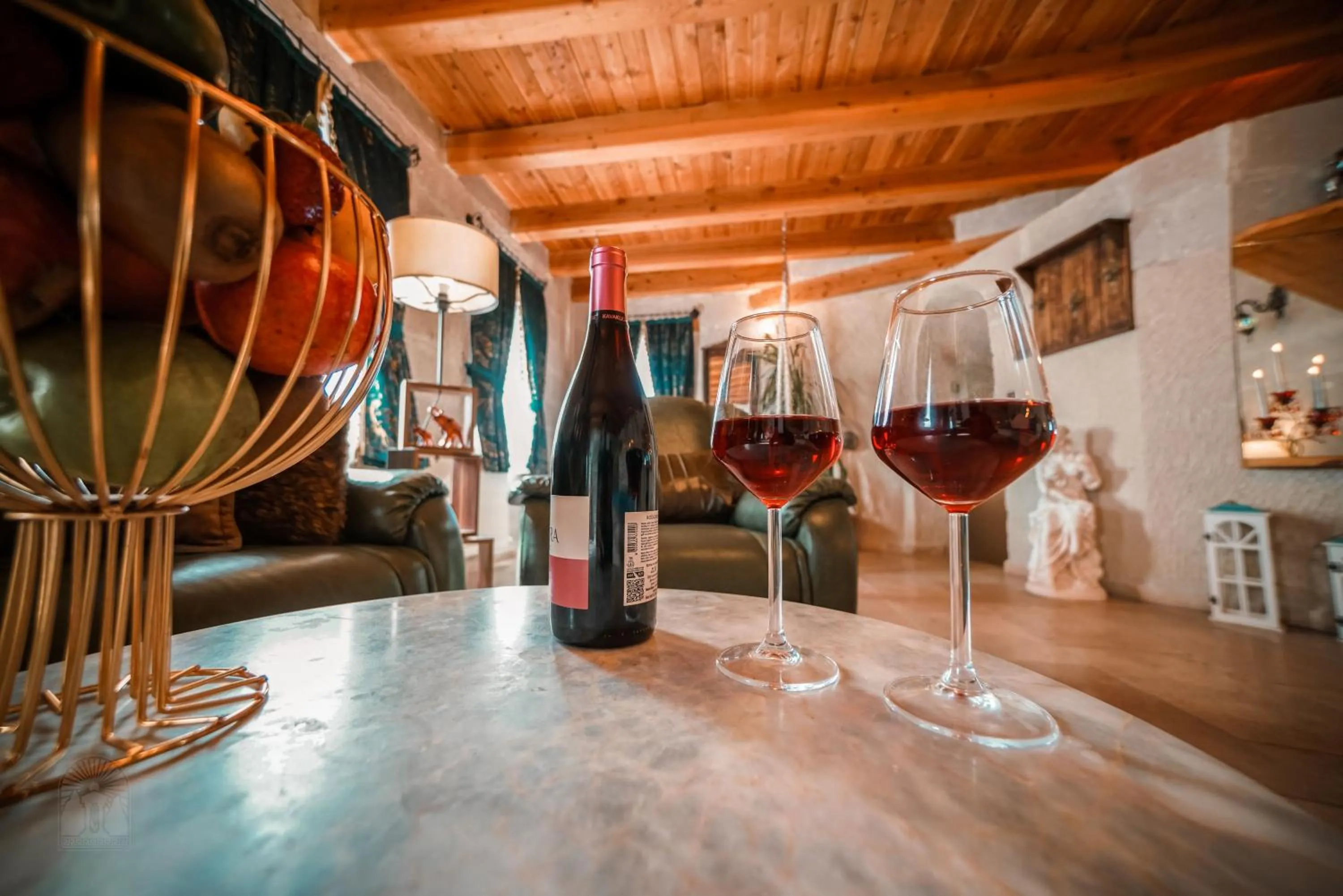 Seating area in Zeus Cave Suites