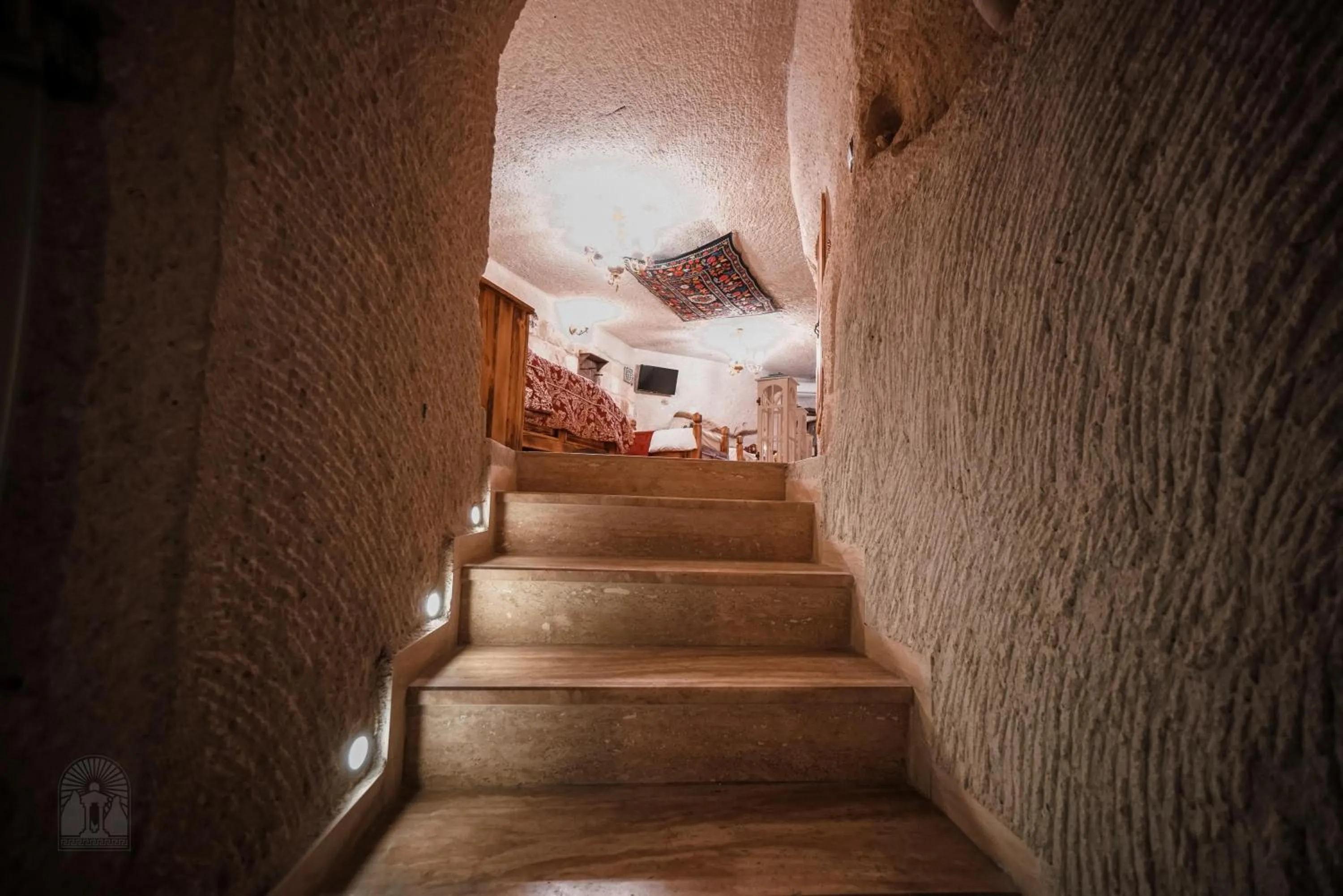 Photo of the whole room in Zeus Cave Suites