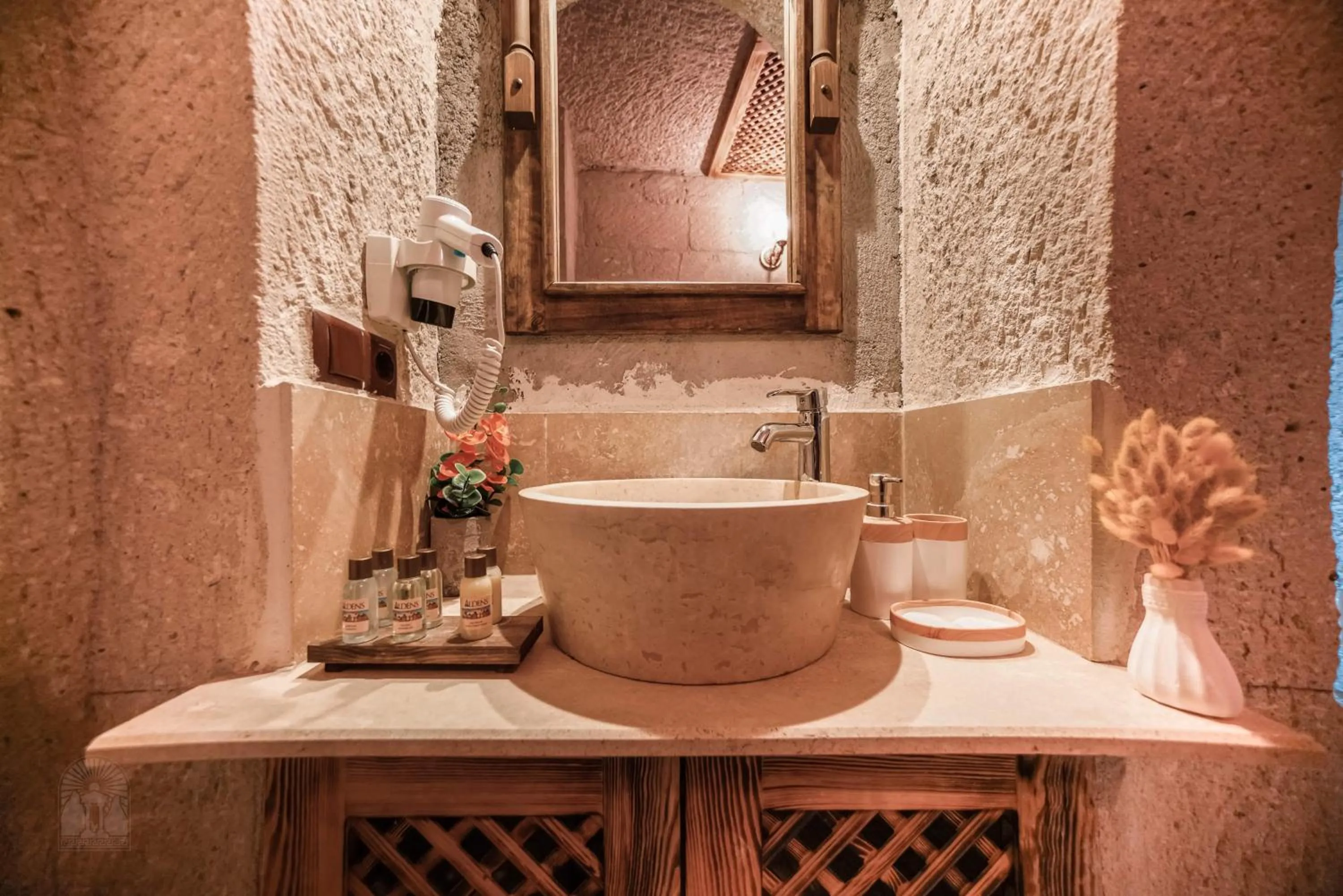 Bathroom in Zeus Cave Suites
