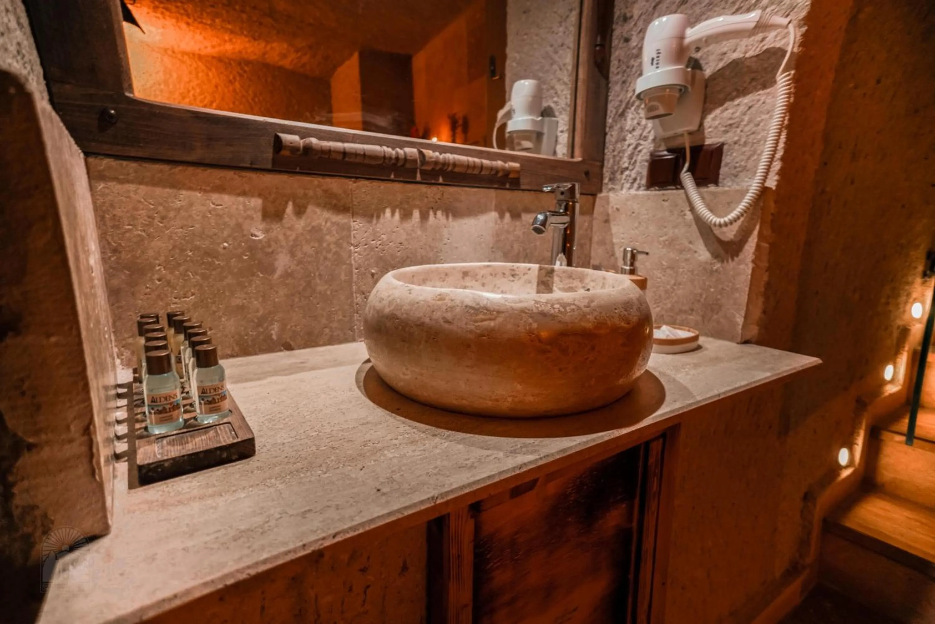 Bathroom in Zeus Cave Suites