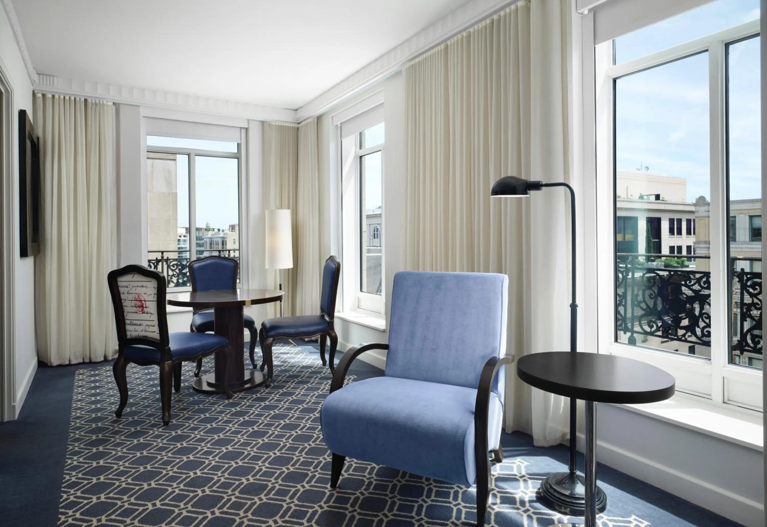 Living room in Sofitel Lafayette Square Washington DC