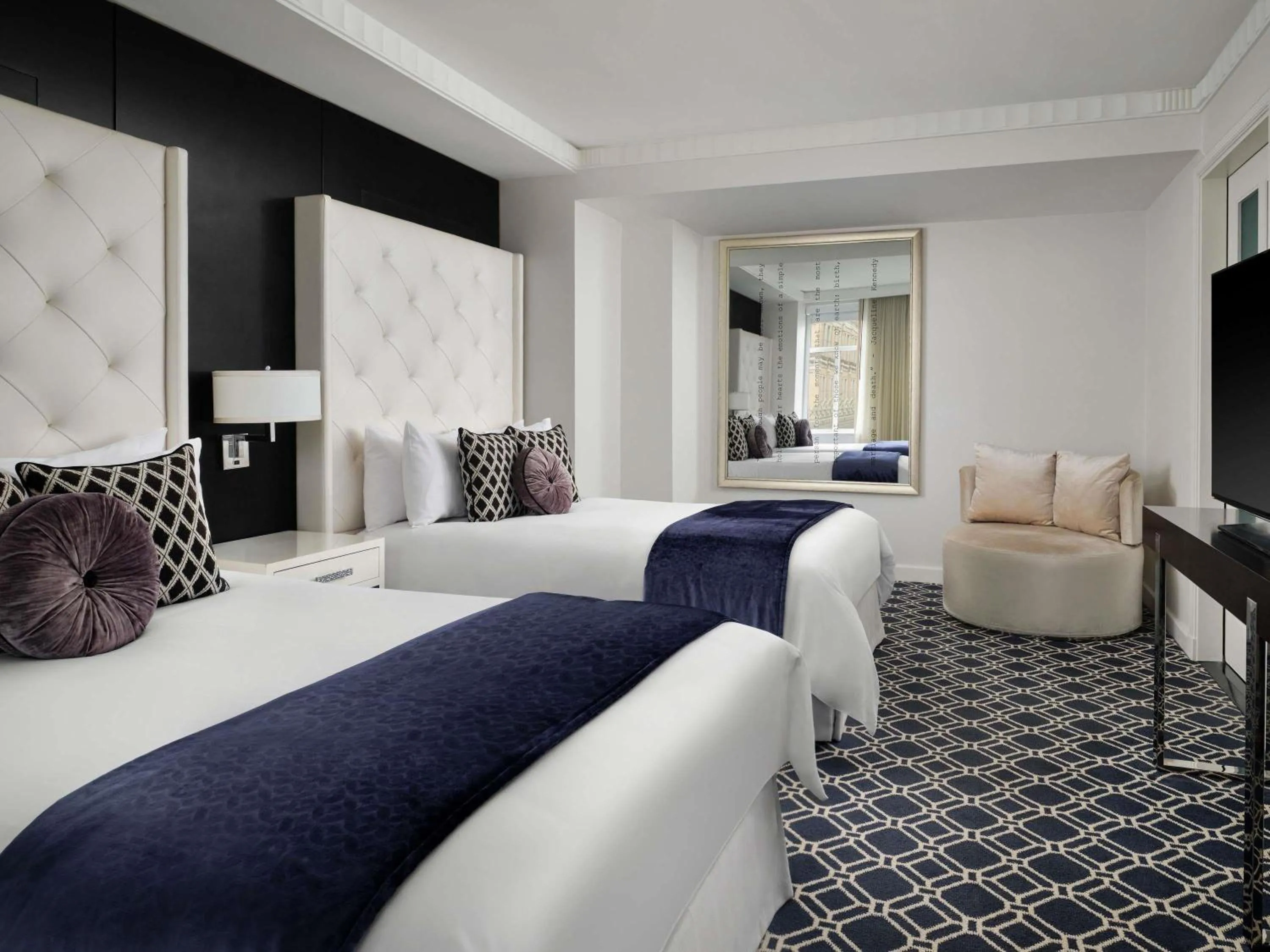 Bedroom, Bed in Sofitel Lafayette Square Washington DC