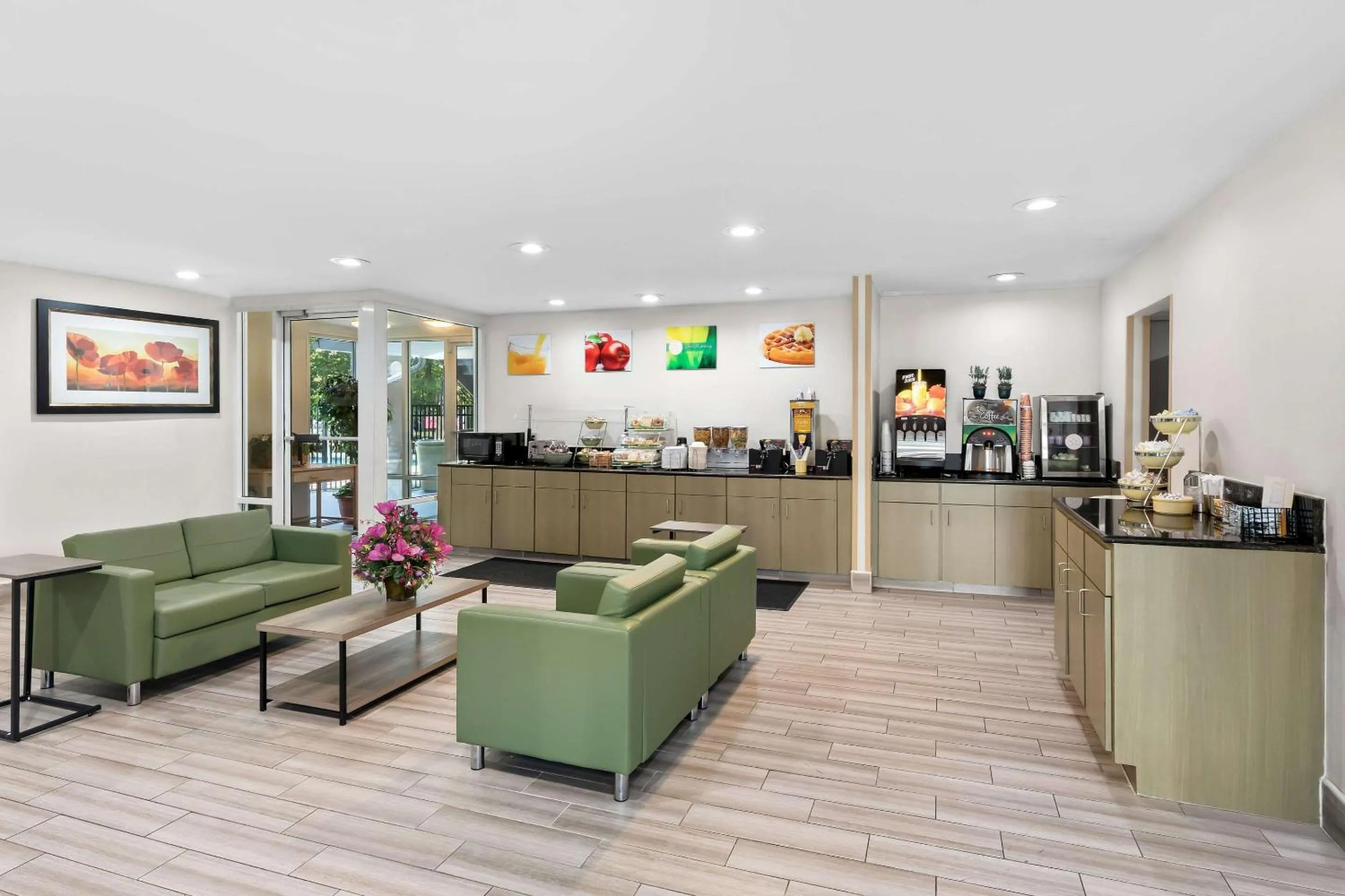 Breakfast in Quality Inn Northlake