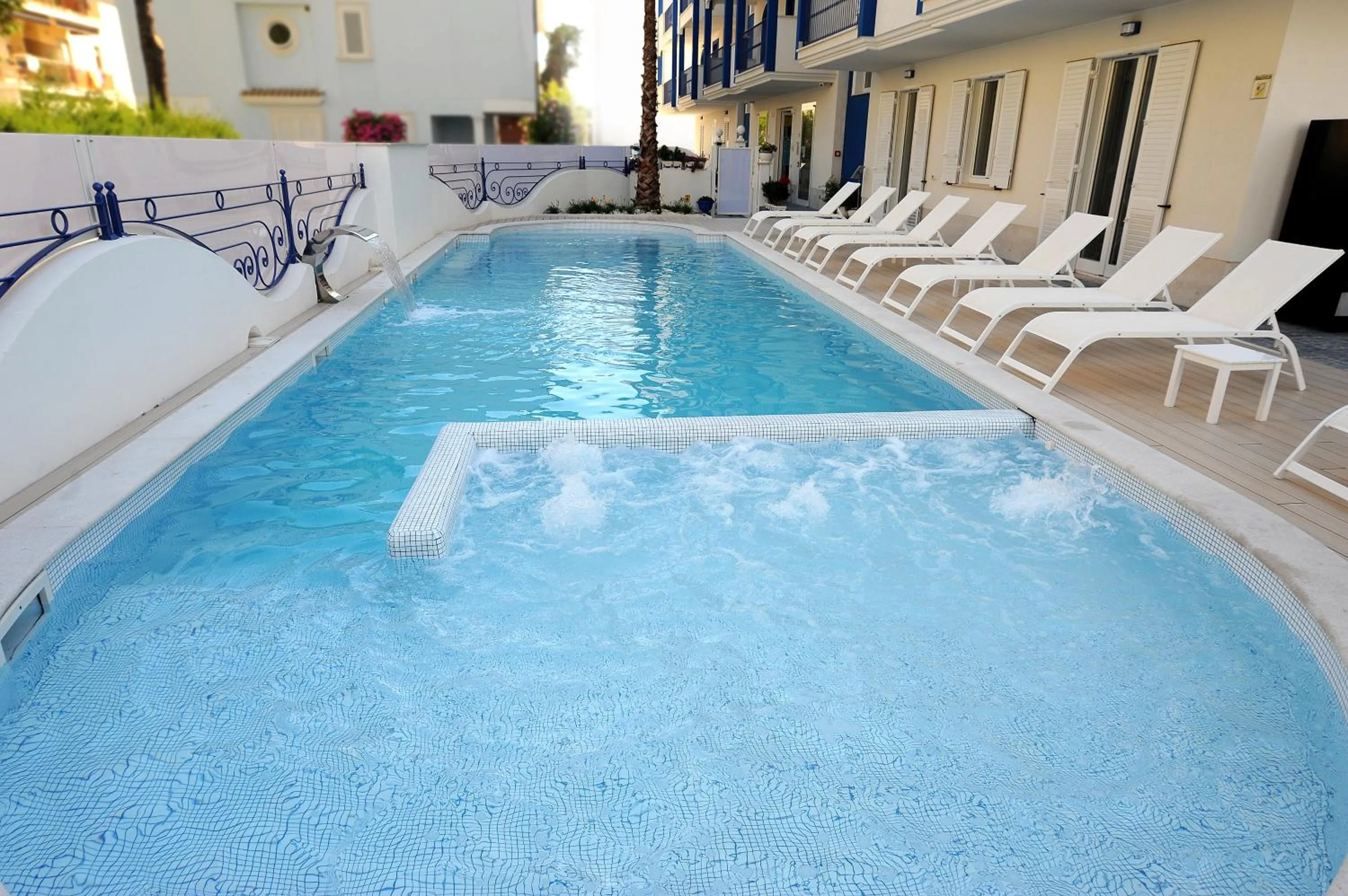 Swimming pool in Residence Abruzzo Resort
