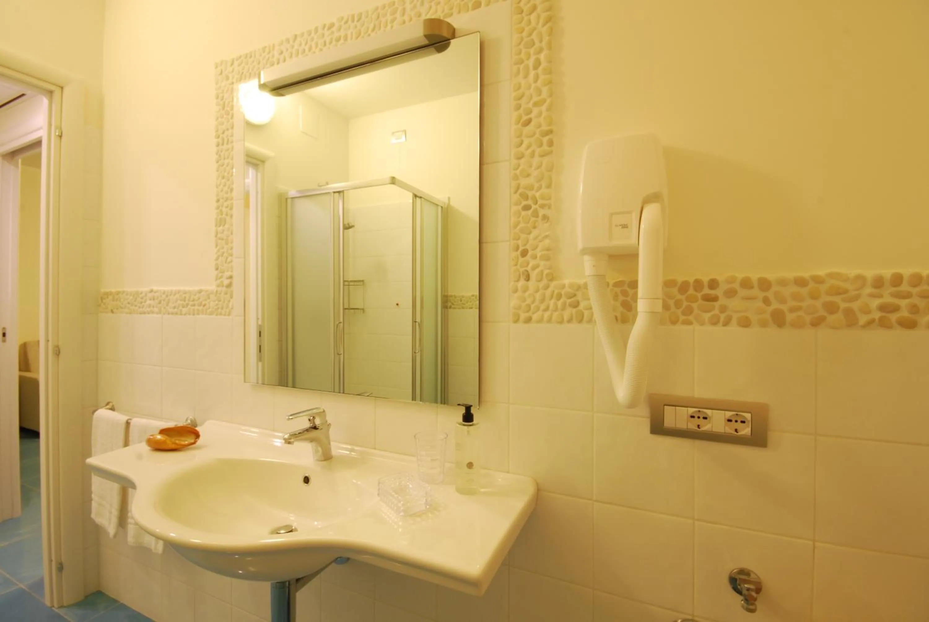 Bathroom in Residence Abruzzo Resort
