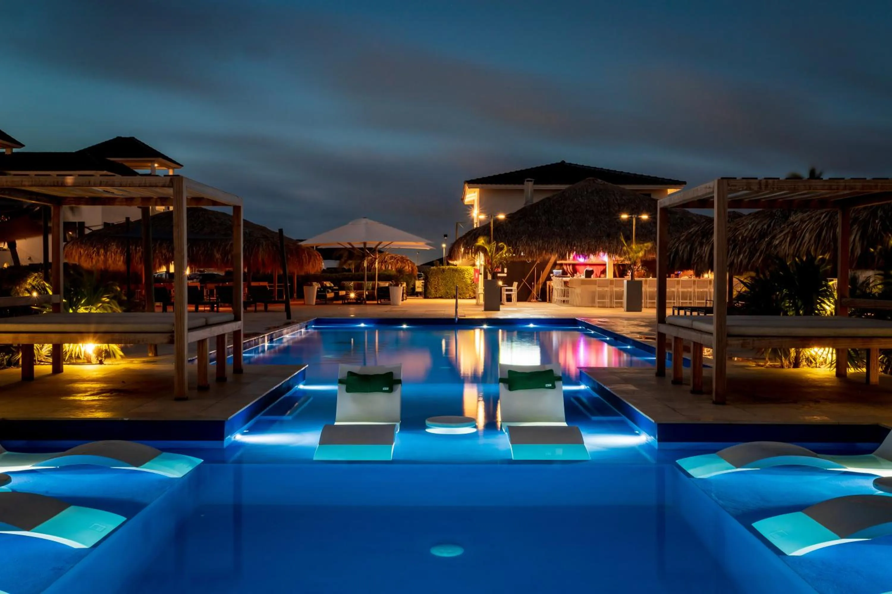 Swimming pool in Grand Windsock Bonaire