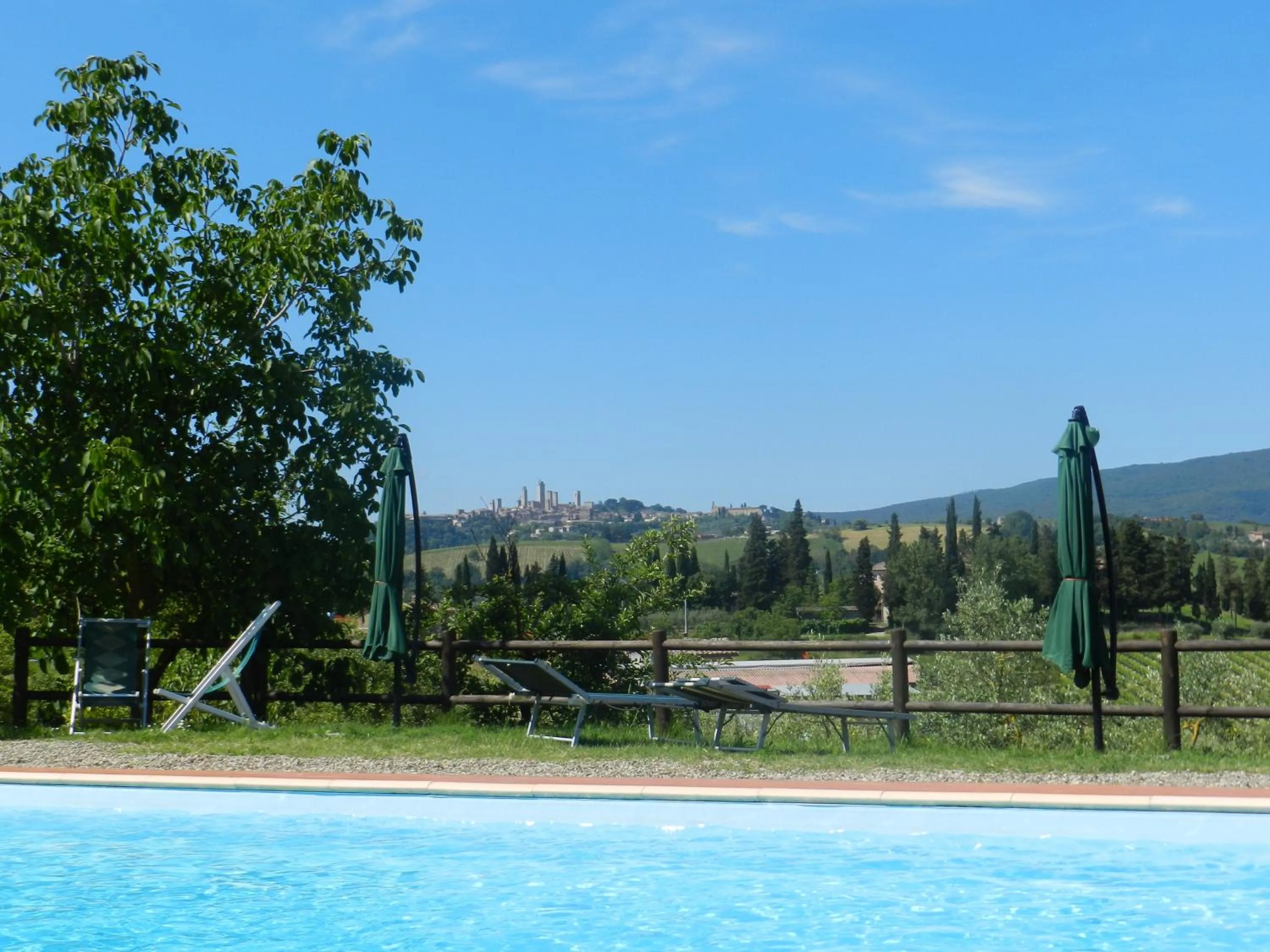 Pool view in Agriturismo Montegonfoli