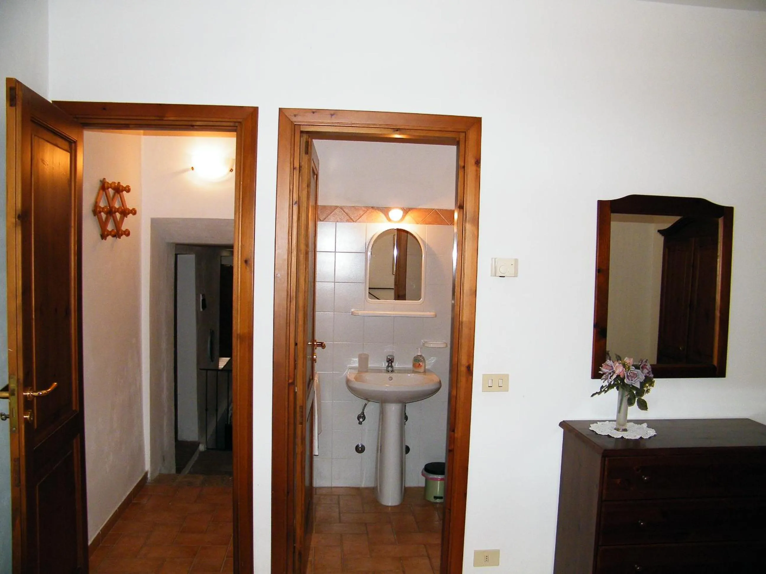 Bathroom in Agriturismo Montegonfoli