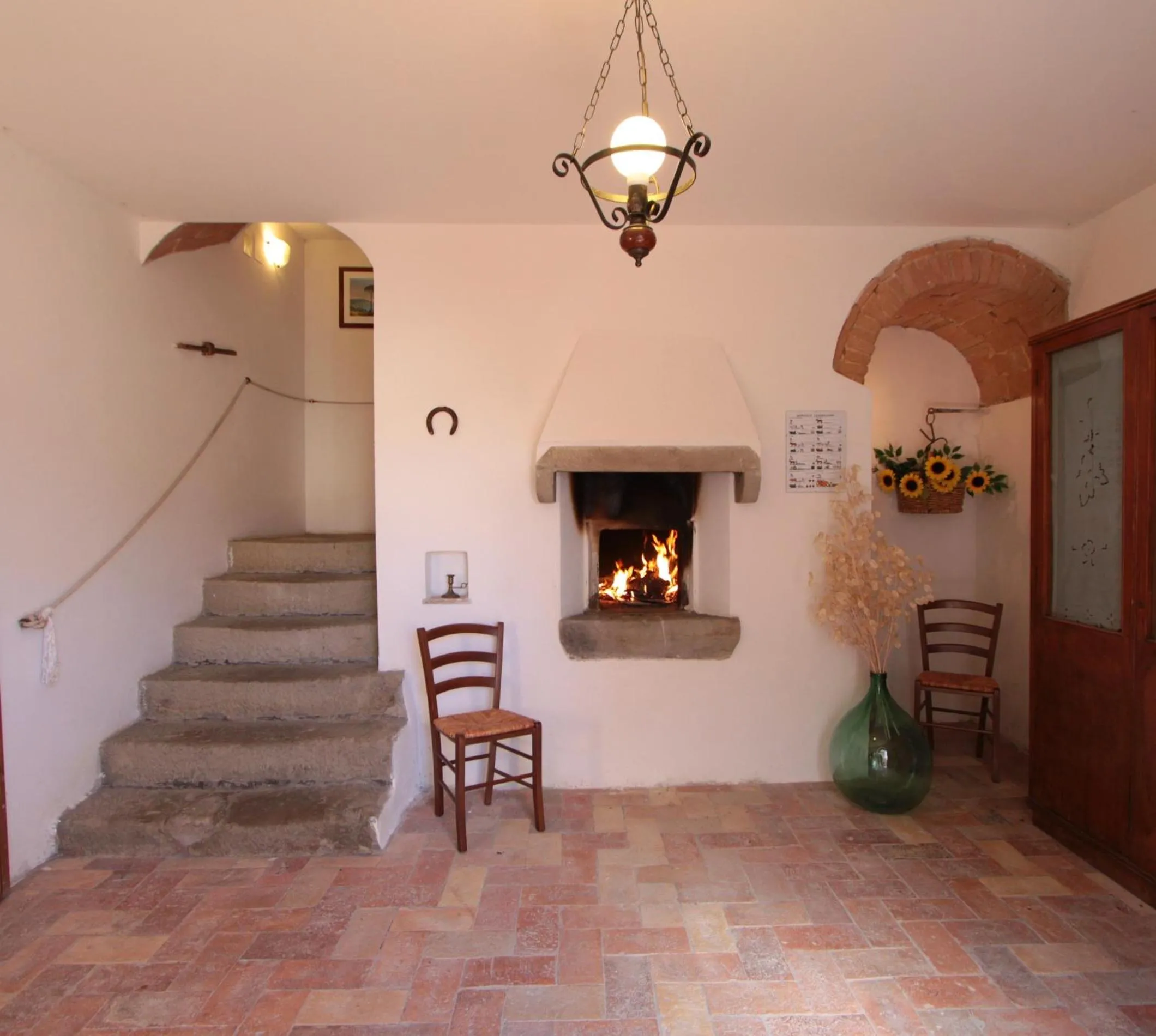 Facade/entrance in Agriturismo Montegonfoli