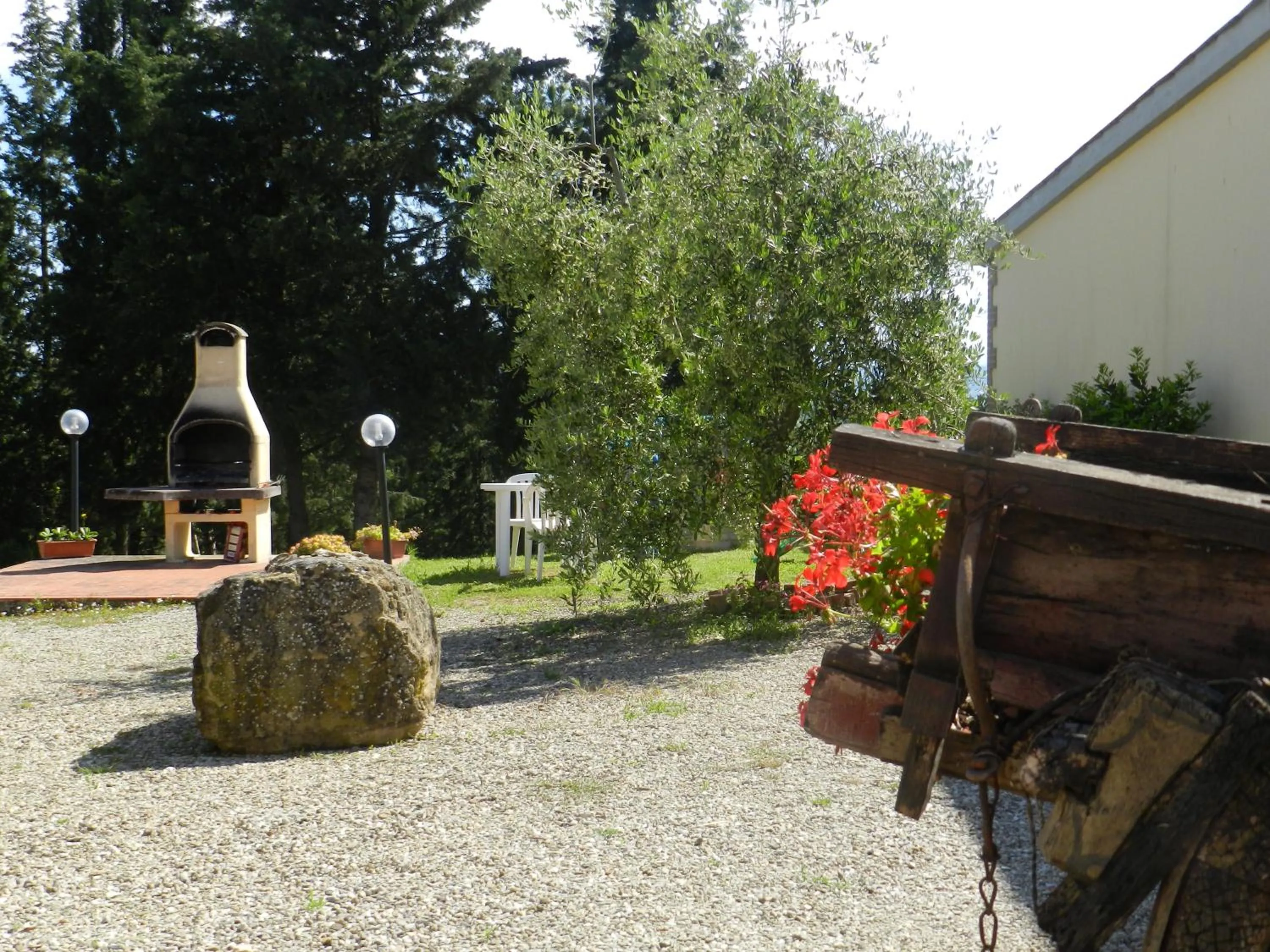 Garden in Agriturismo Montegonfoli