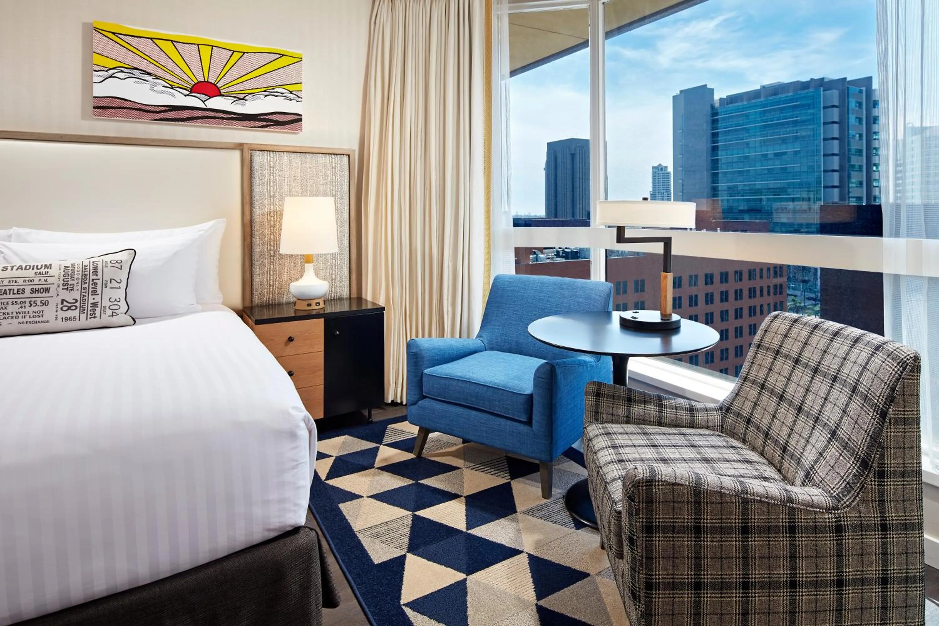 Bed in The Bristol Hotel San Diego