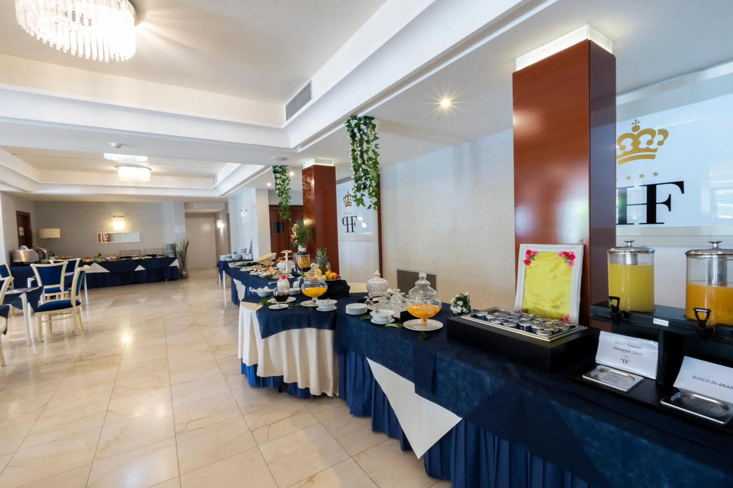 Breakfast in Prince Franklyn Hotel